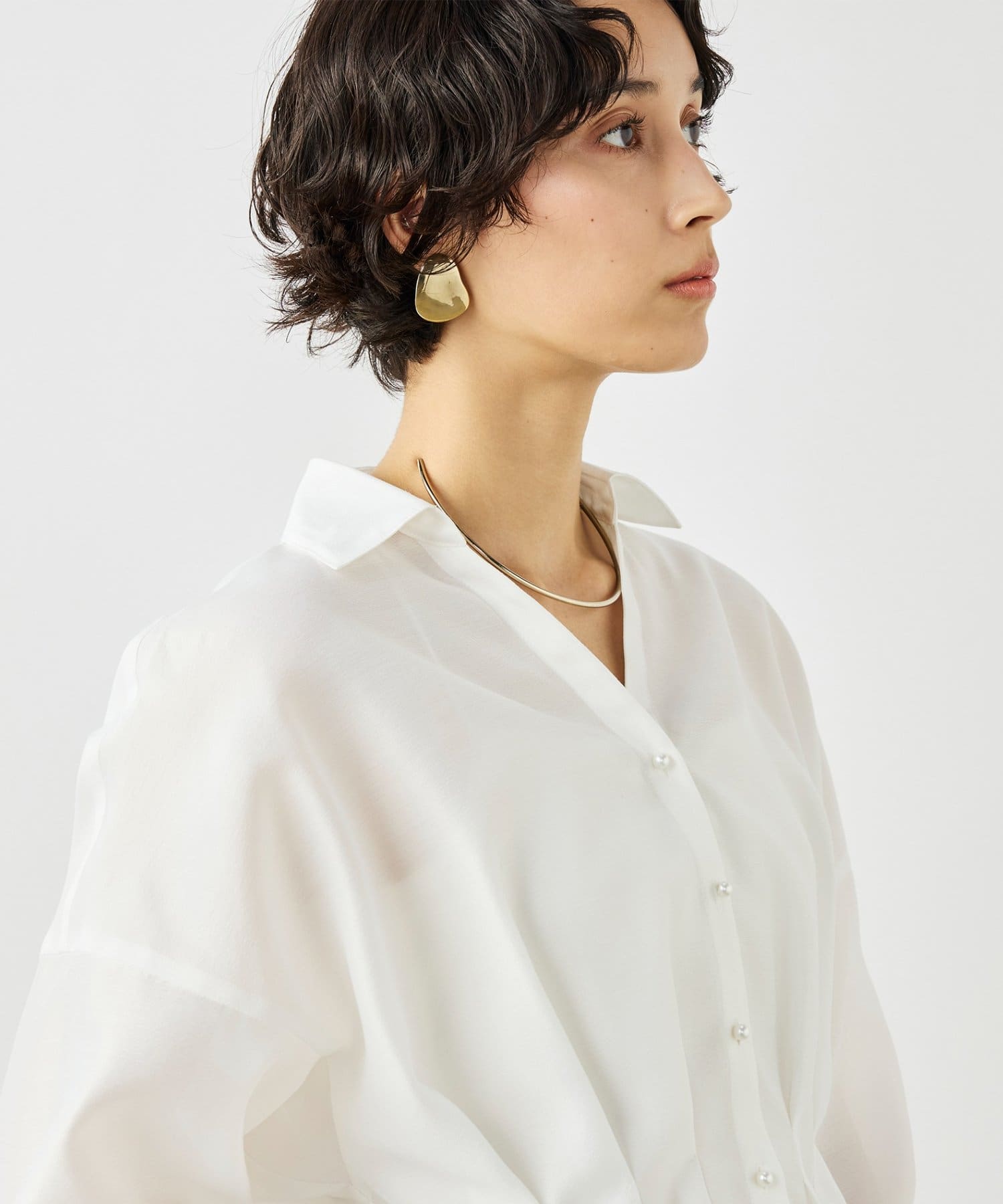 NOLLEY'S(ノーリーズ) ウォッシャブルパール釦スキッパータックブラウス