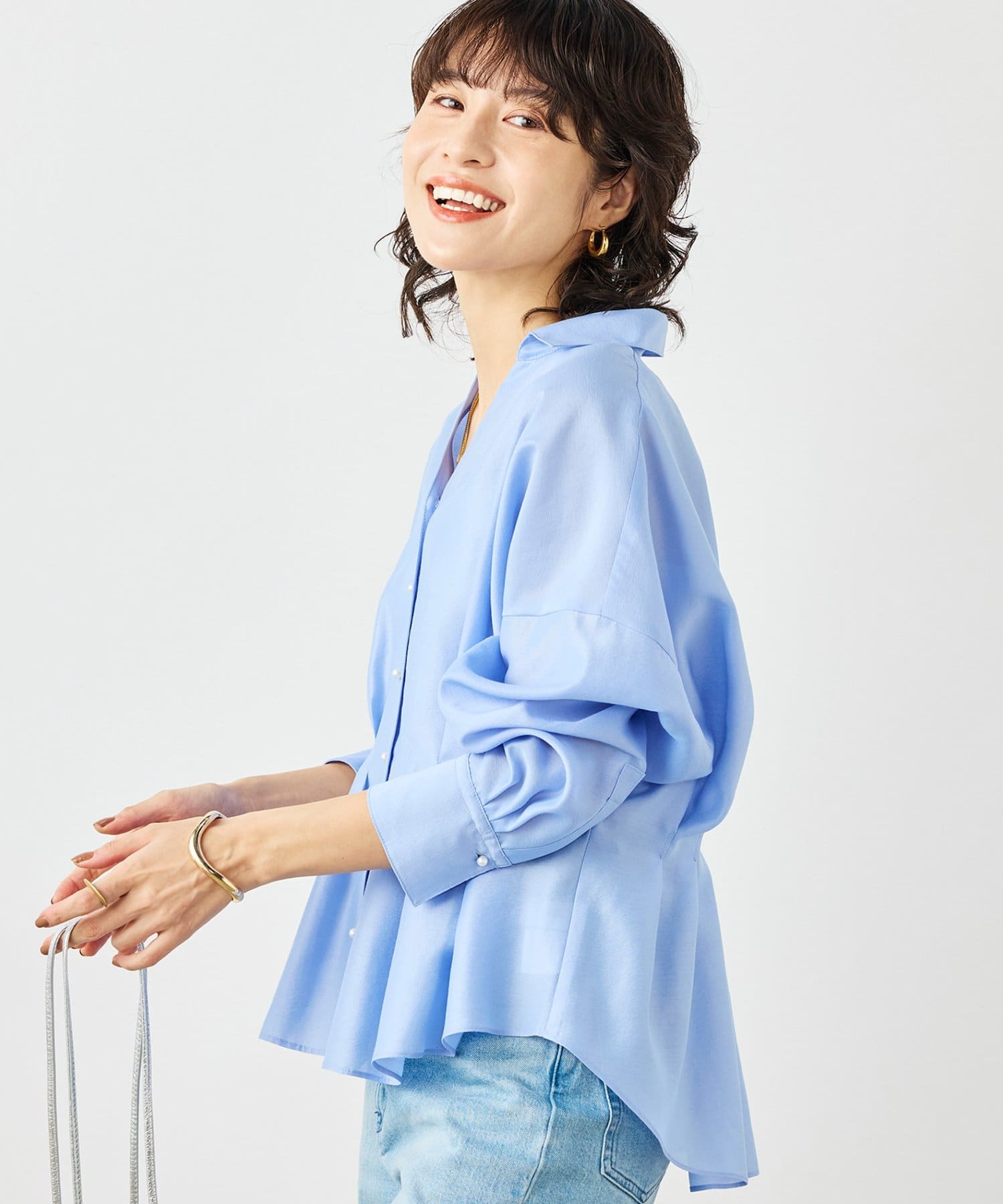 NOLLEY'S(ノーリーズ) ウォッシャブルパール釦スキッパータックブラウス