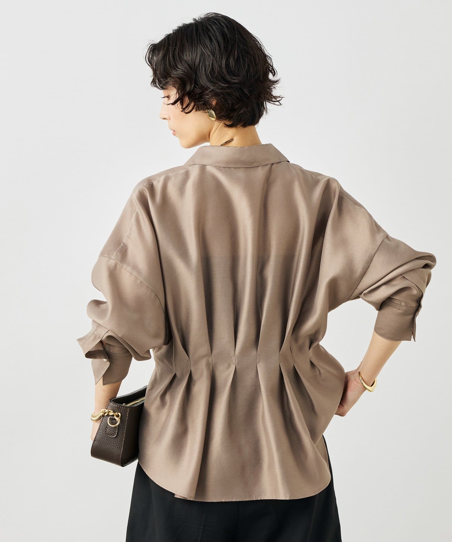 NOLLEY'S(ノーリーズ) ウォッシャブルパール釦スキッパータックブラウス