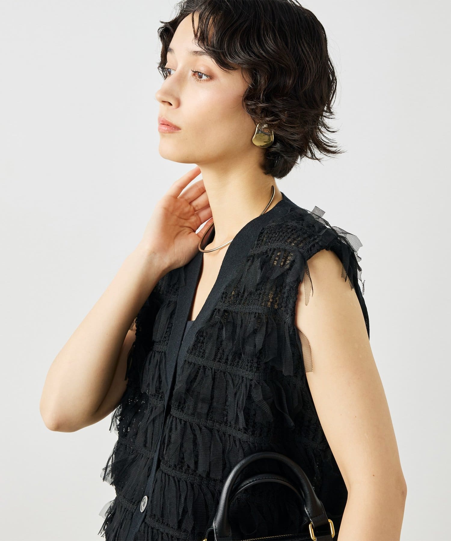NOLLEY'S(ノーリーズ) 《手洗い可能》チュールフリンジVネックベスト