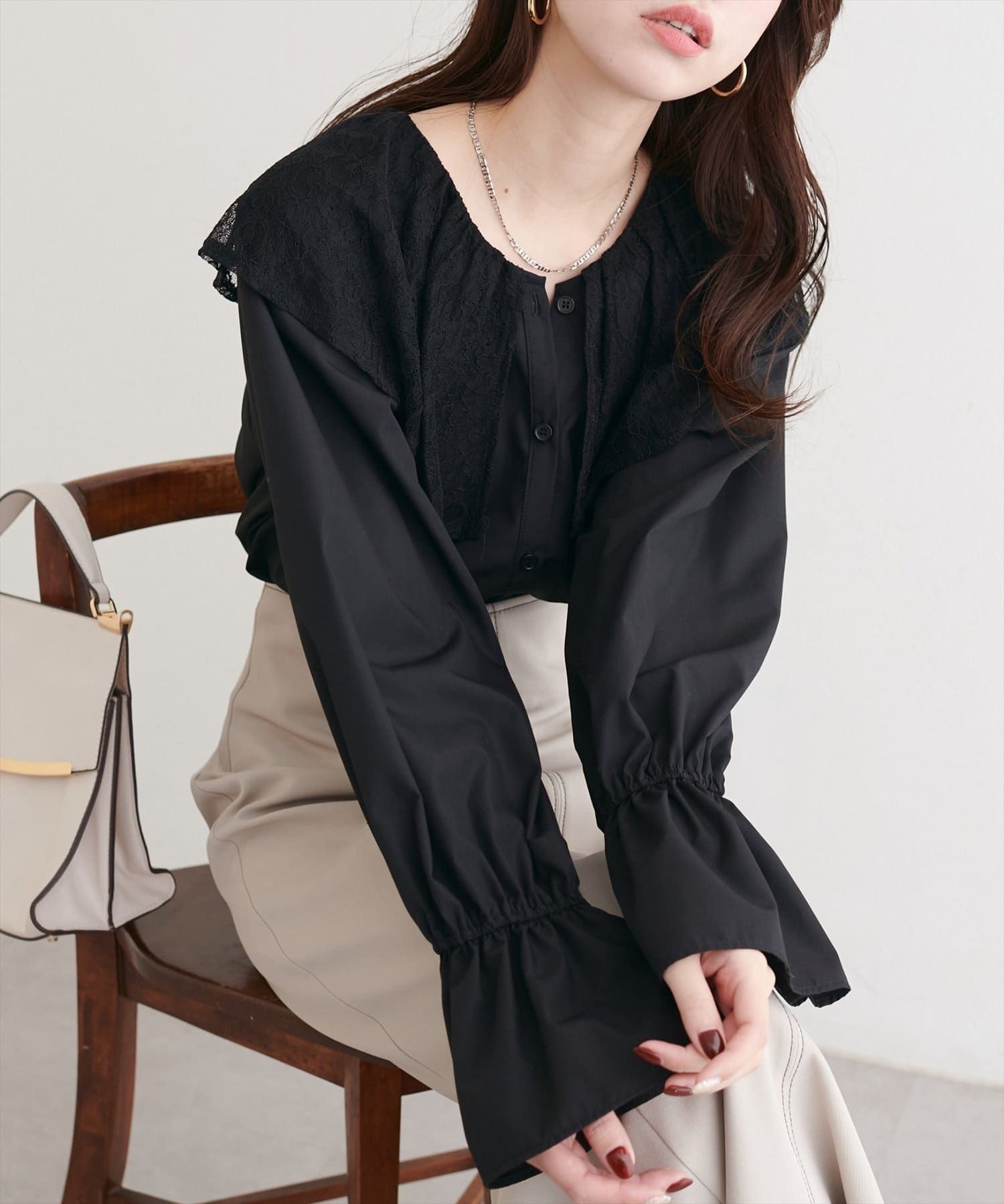 NICE CLAUP / OLIVE des OLIVE OUTLET(ナイスクラップ  / オリーブ デ オリーブ アウトレット) 【natural couture】レースケープカラーブラウス