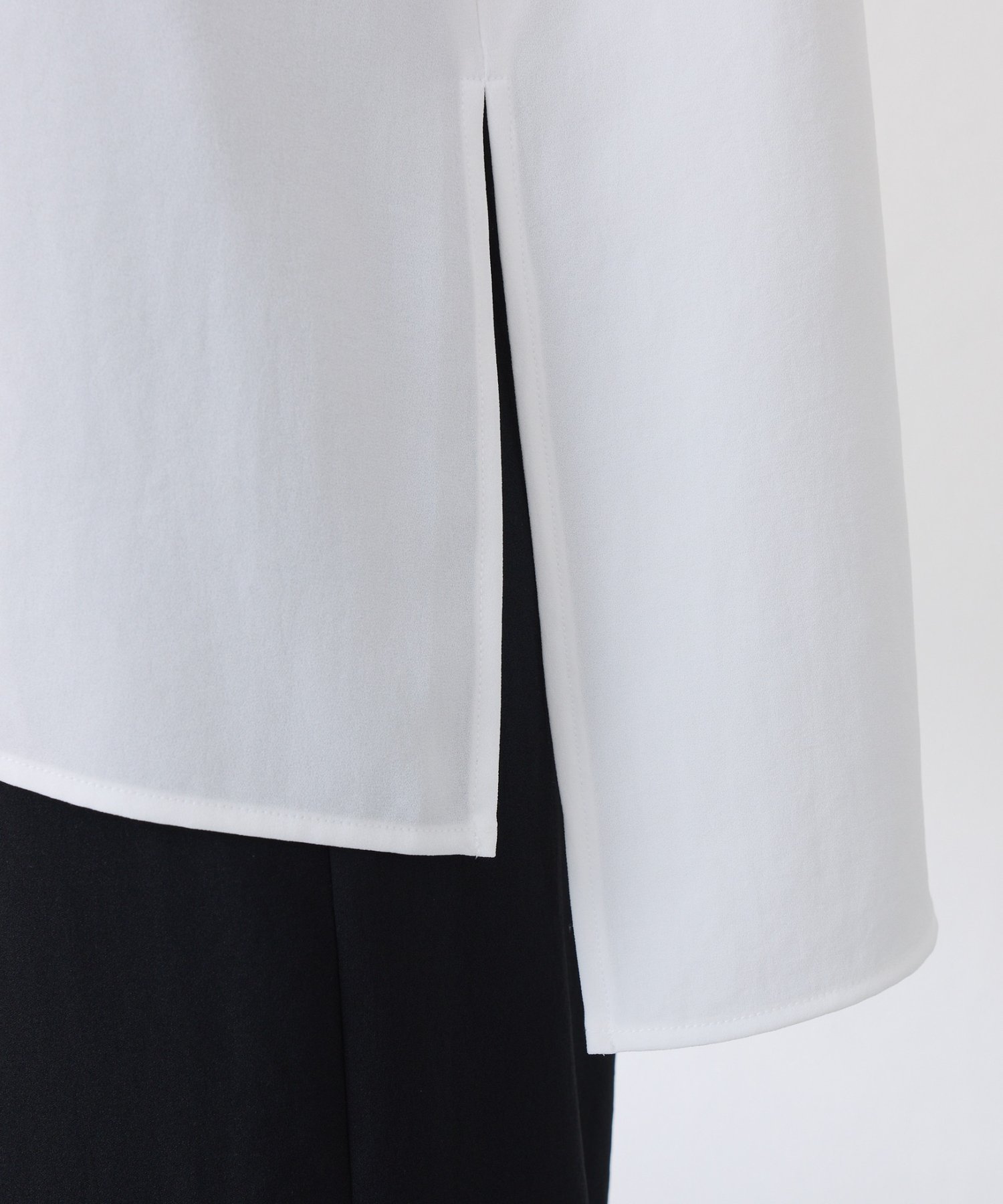 COLLAGE GALLARDAGALANTE(コラージュ ガリャルダガランテ) 【インナーにも使える】スクエアネックジョーゼットロゴロンT