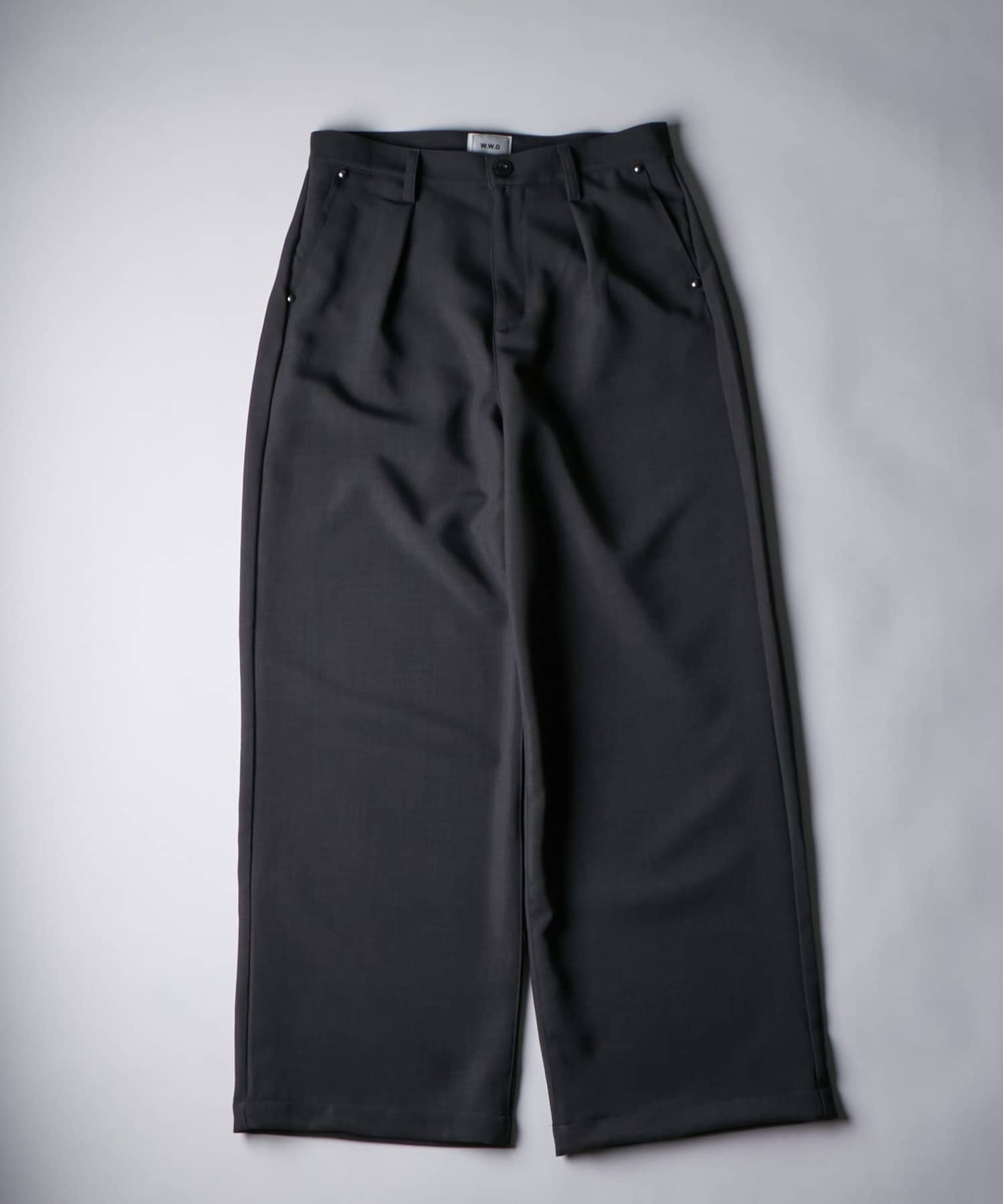 WHO’S WHO gallery(フーズフーギャラリー) ヘヴィトロピカルセットアップスラックス