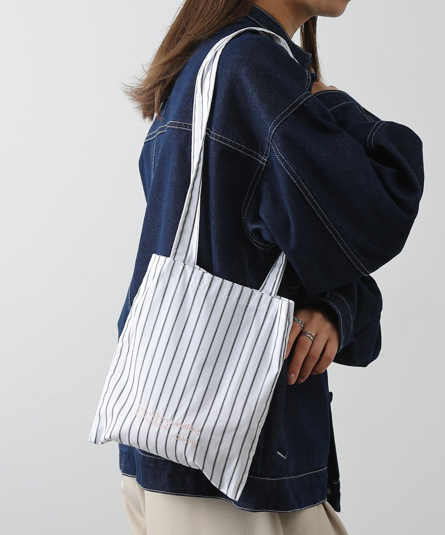 COLONY 2139(コロニー トゥーワンスリーナイン) パジャマストライプミニトートバッグ