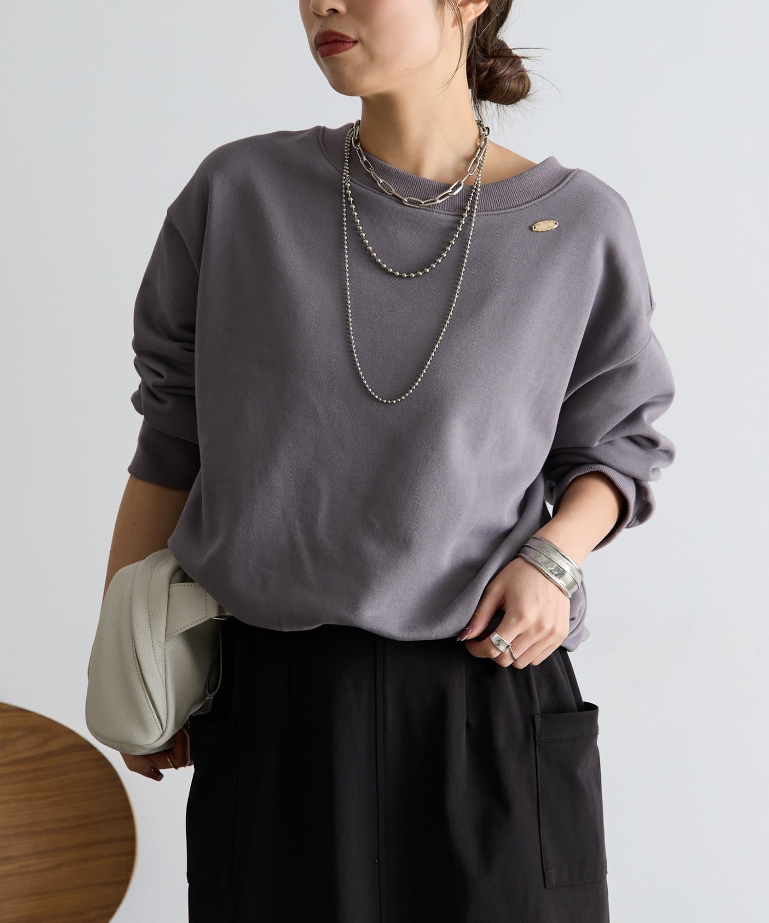 Jena　espace merveilleux(ジェナ　エスパスメルヴェイユ) 【シンプルに差がつく】プレート付裾ドロストカットソー