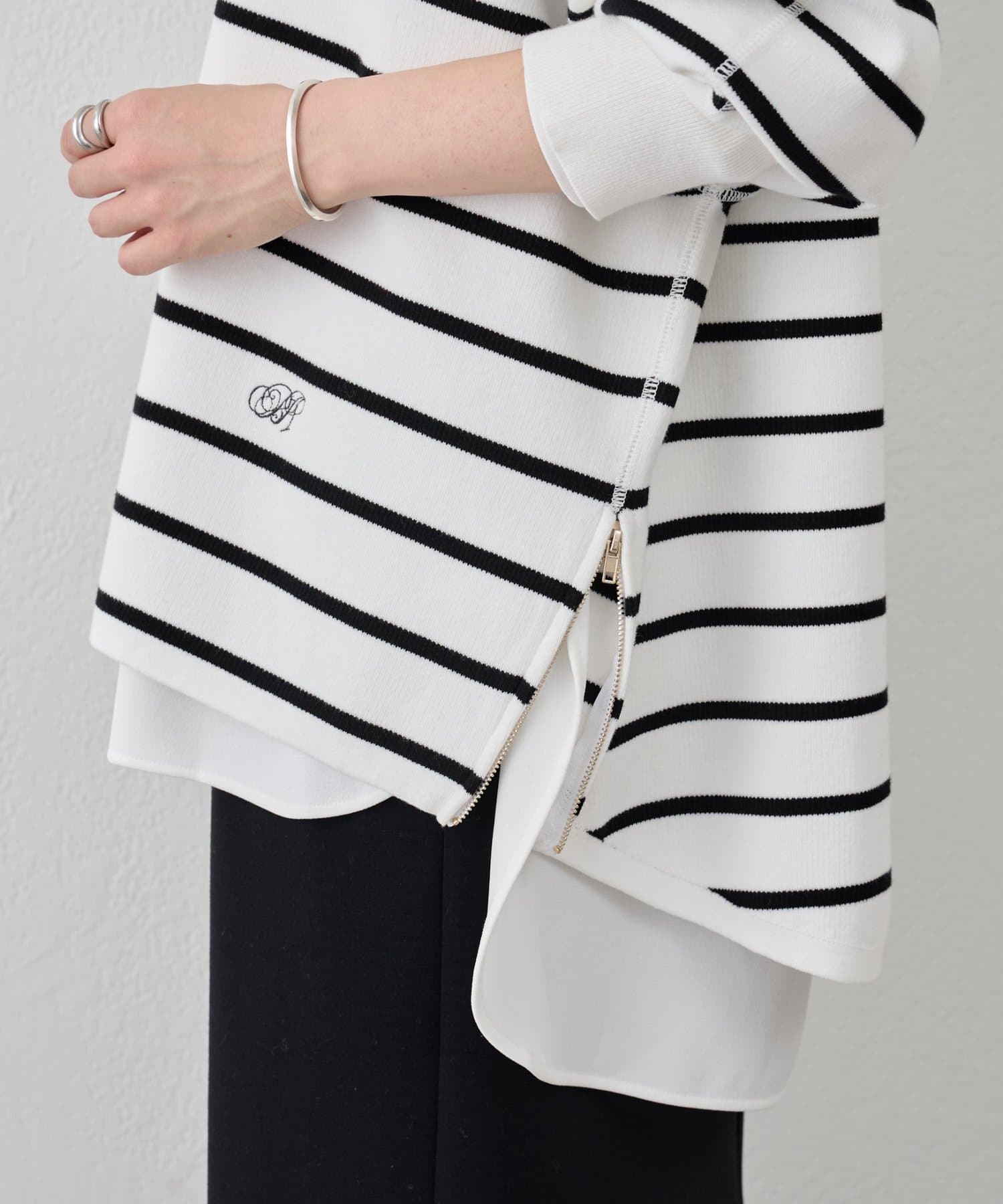 BEARDSLEY(ビアズリー) 《1/1(木)12:00予約開始》BAイニシャルサイドZIPニット