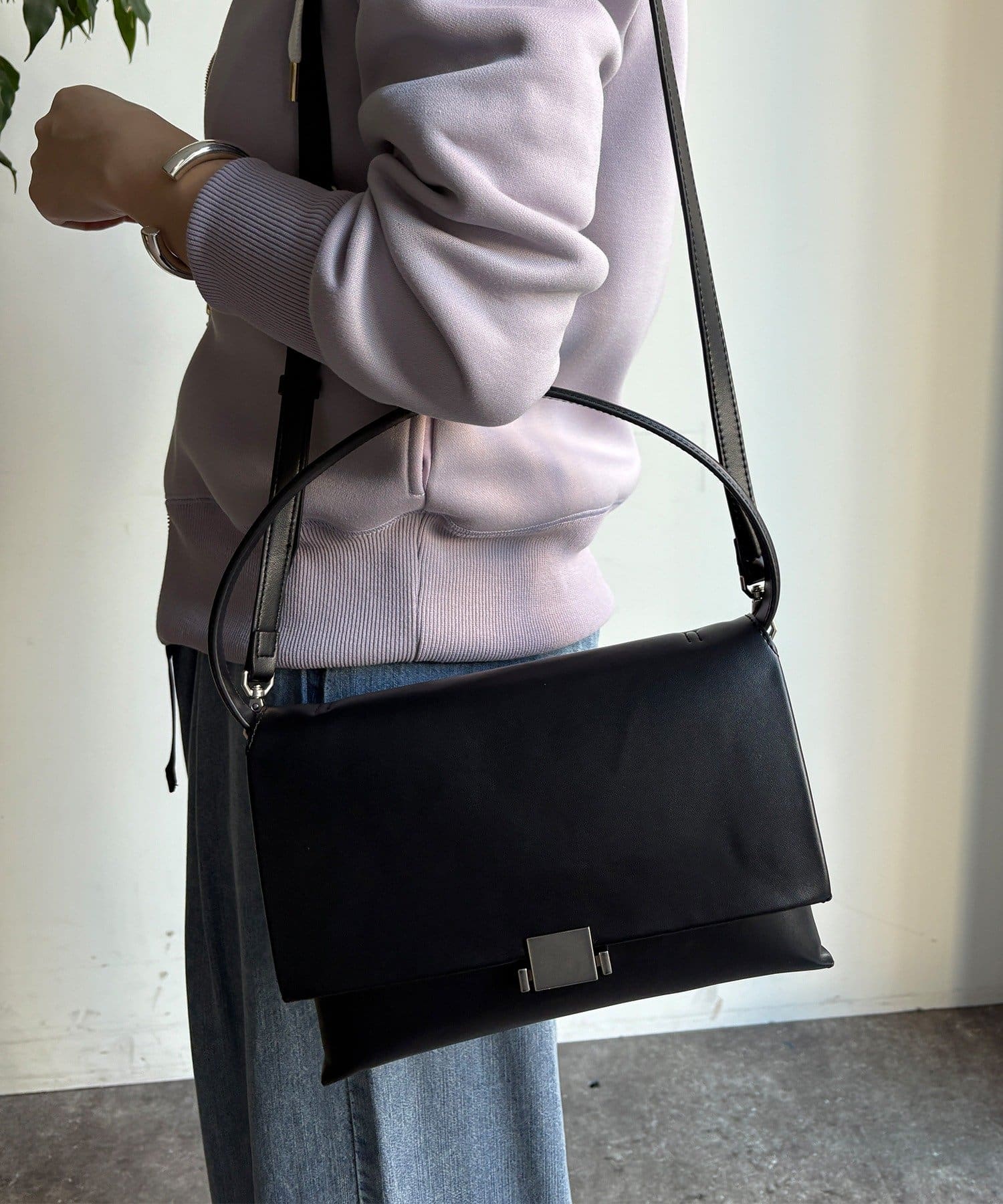 DOUDOU(ドゥドゥ) ソフトフラップハンドバッグ