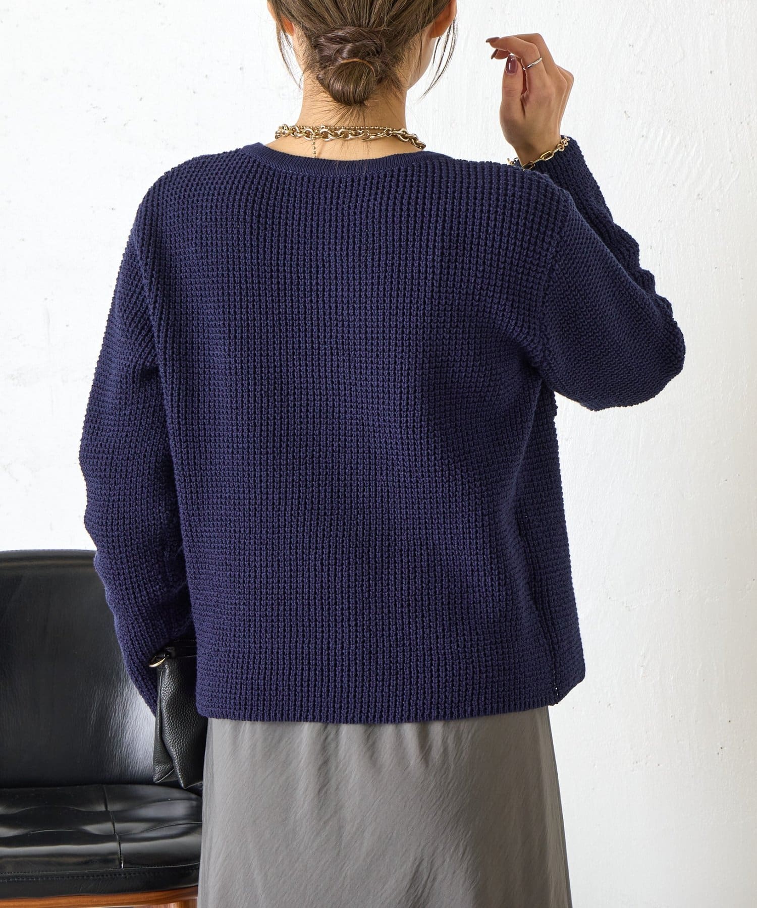 Jena　espace merveilleux(ジェナ　エスパスメルヴェイユ) エンブレムボタンカーディガン