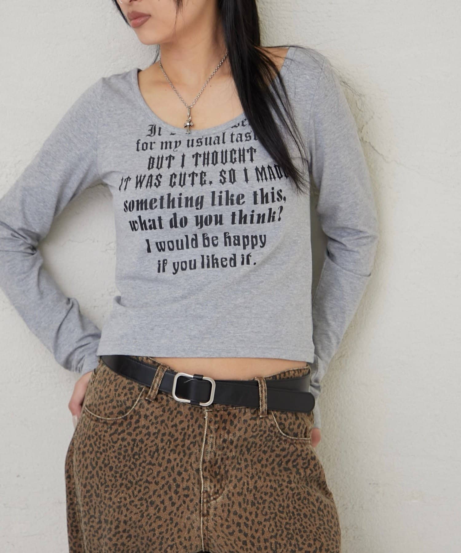 WHO’S WHO gallery(フーズフーギャラリー) 【WEB限定】フレーズロゴトップス