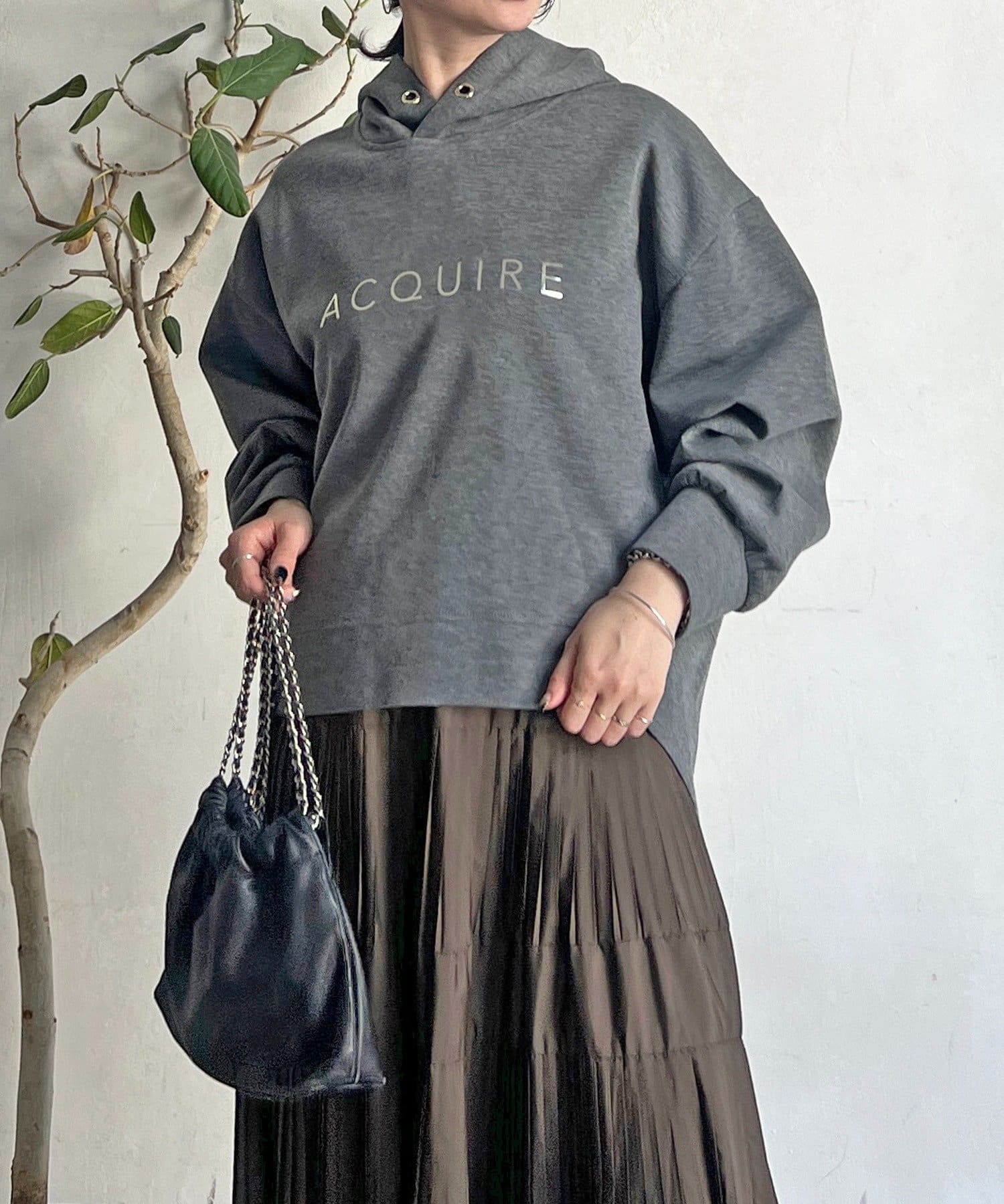 Croisiere(クロジエール) フードコクーンロゴプルオーバー