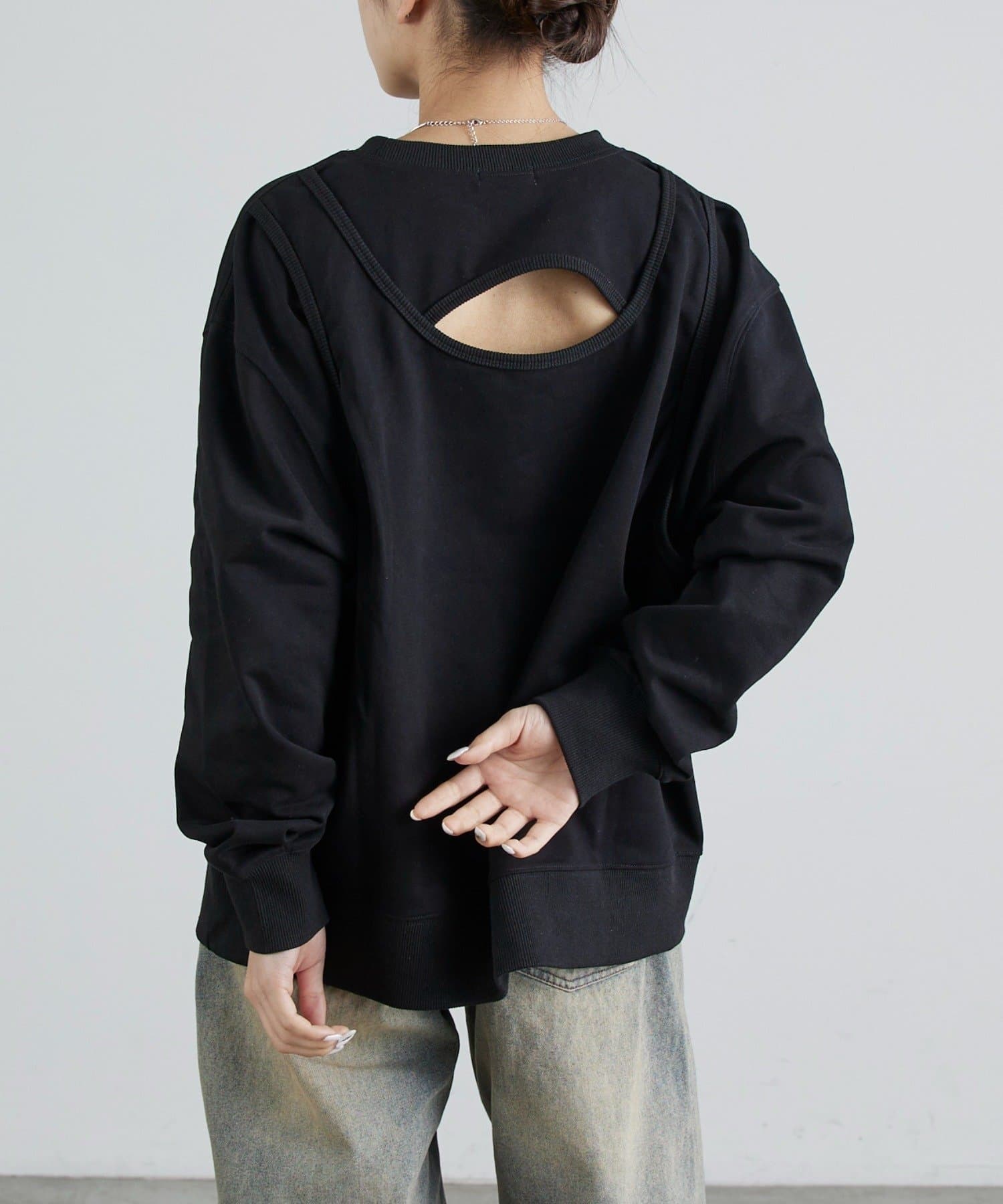 Lui's(ルイス) 後ろデザインミニ裏毛ロンT