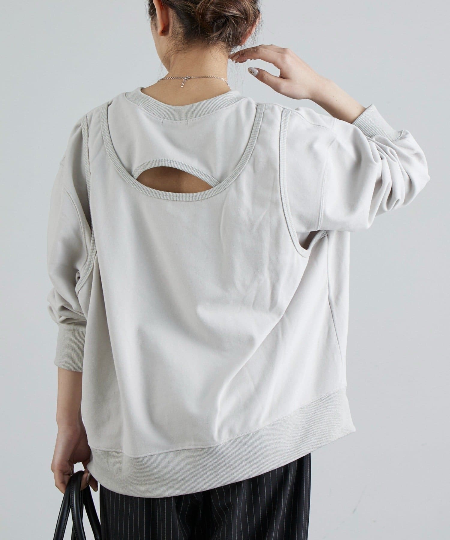 Lui's(ルイス) 後ろデザインミニ裏毛ロンT