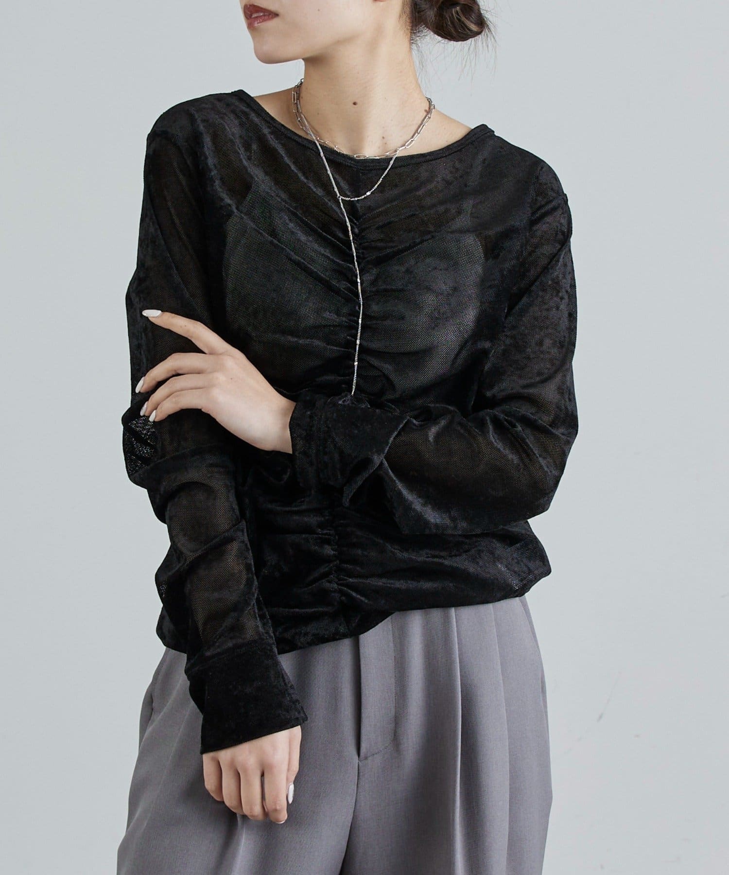 Lui's(ルイス) フロントシャーリングベロアプルオーバー