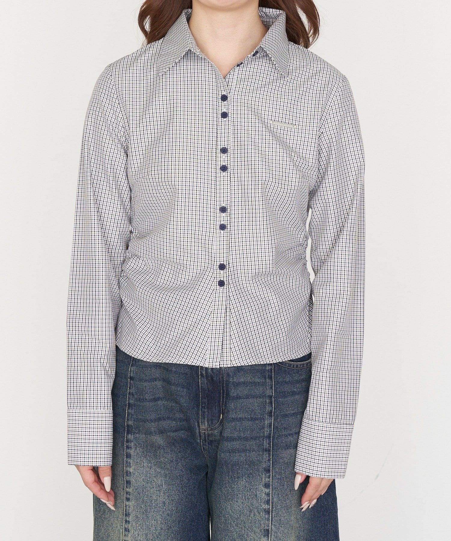 RAY CASSIN(レイカズン) 胸刺繍コンパクトシャツ