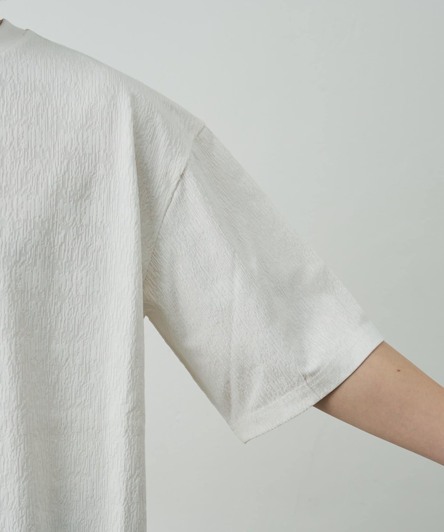 COLONY 2139(コロニー トゥーワンスリーナイン) ブライトジャガード半袖TEE