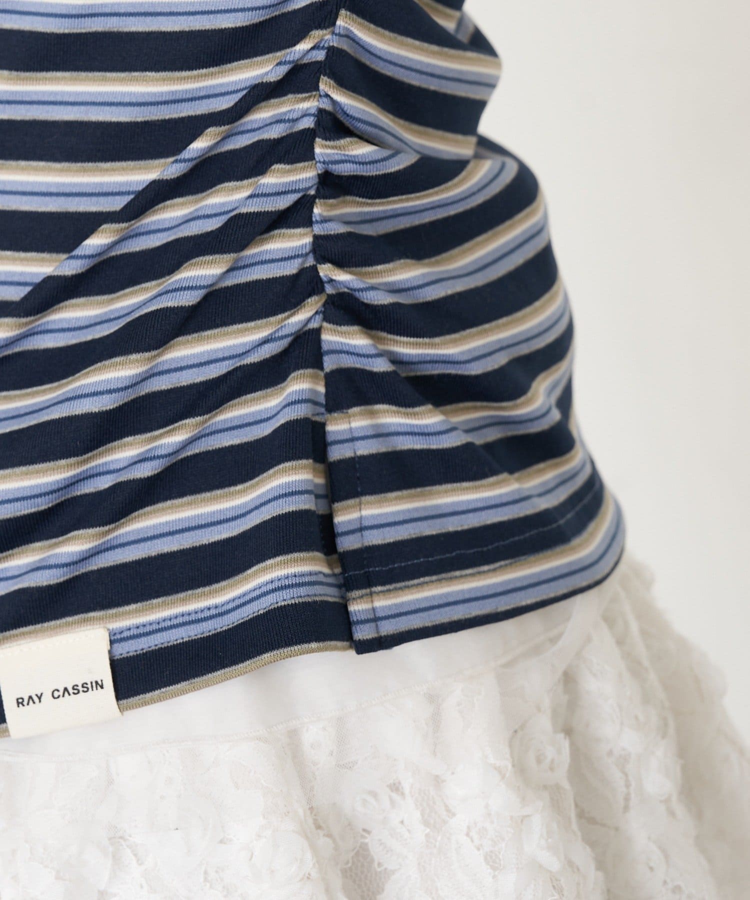 RAY CASSIN(レイカズン) マルチボーダー胸刺繍コンパクトポロ