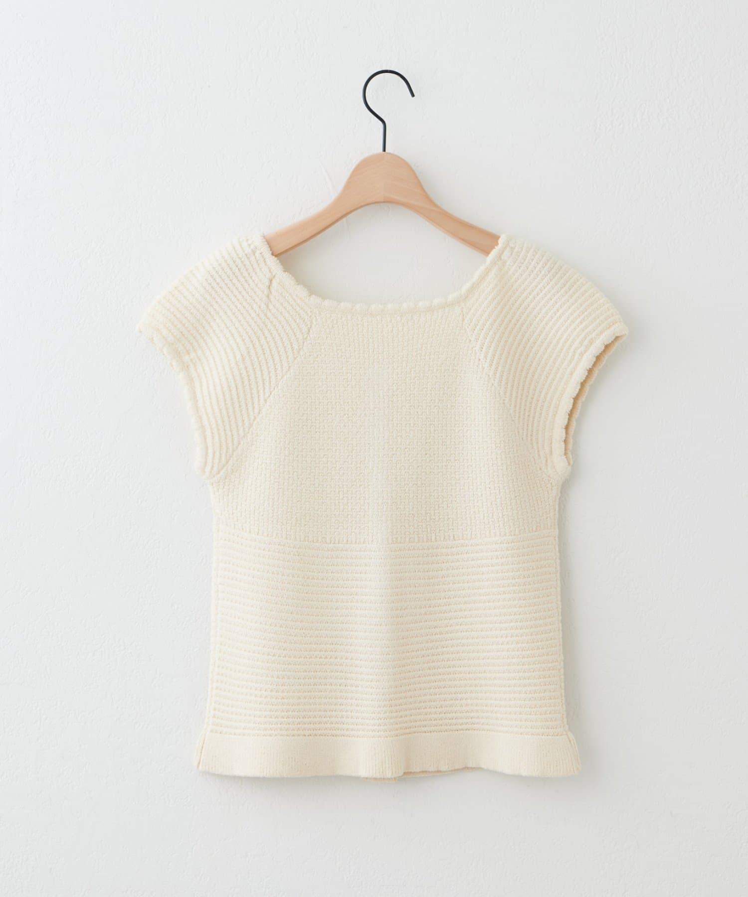 DISCOAT(ディスコート) 【umm.】スカラップフリルノースリーブ