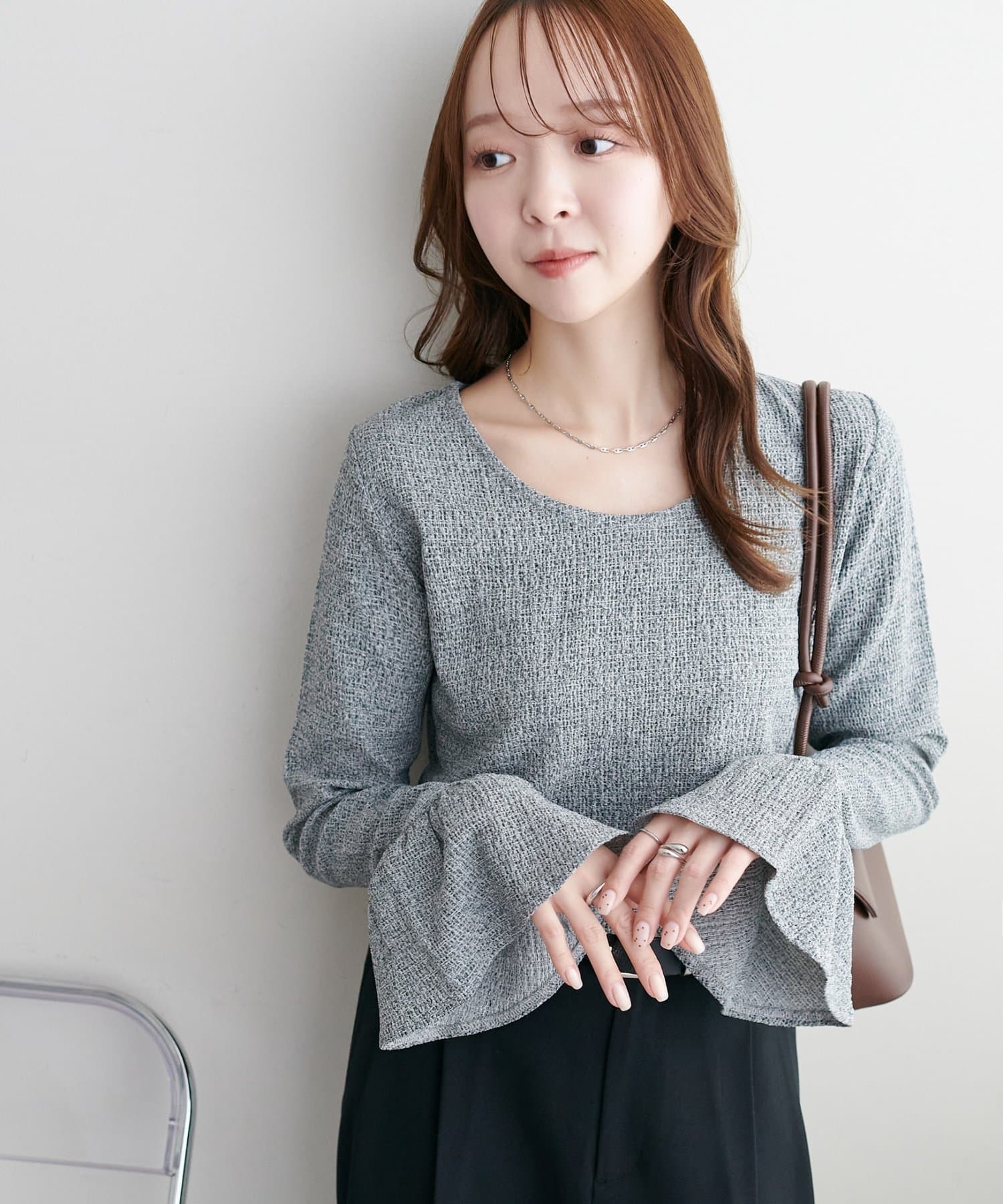 DISCOAT(ディスコート) 【WEB限定】ジャガード袖フリルプルオーバー