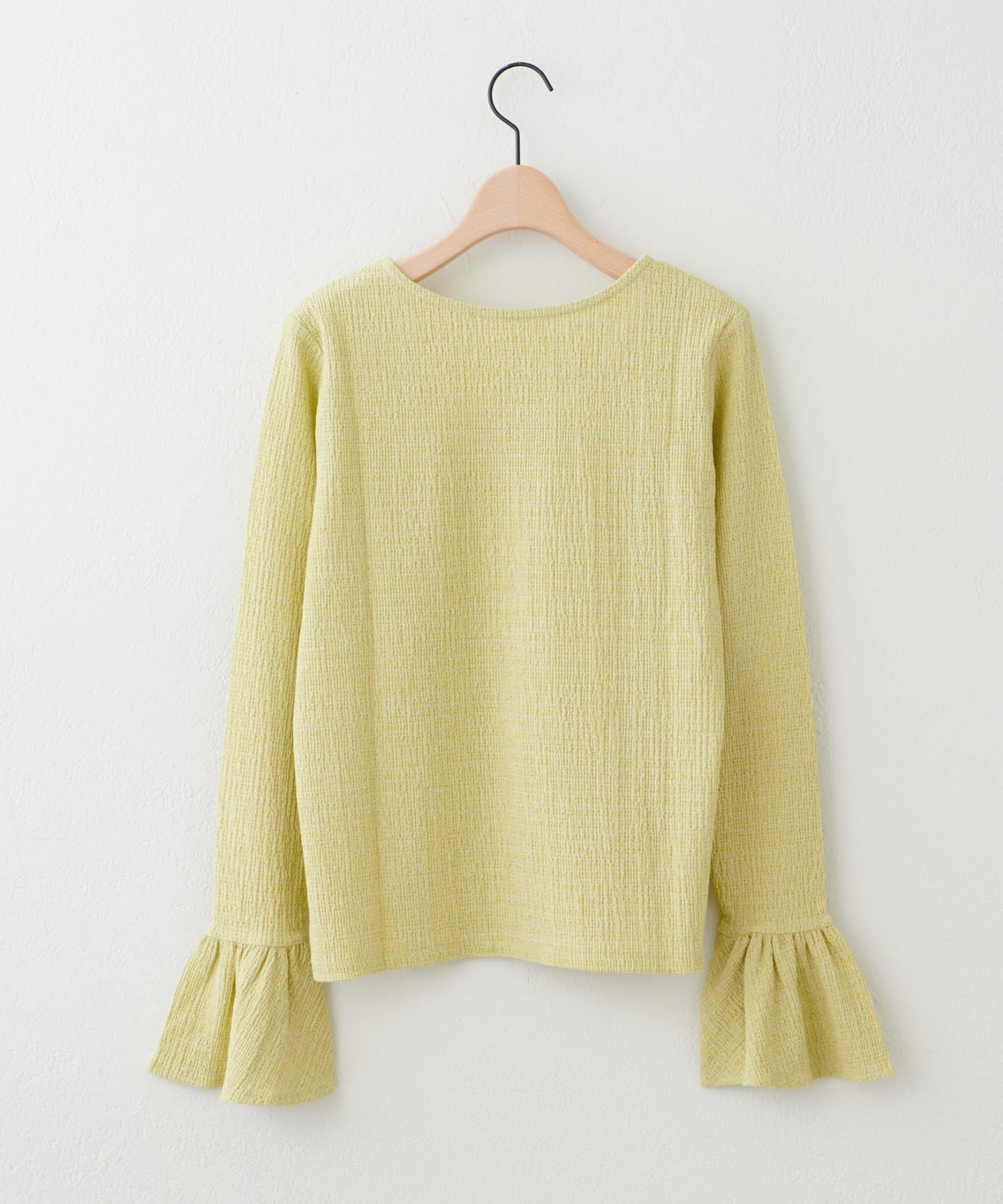 DISCOAT(ディスコート) 【WEB限定】ジャガード袖フリルプルオーバー