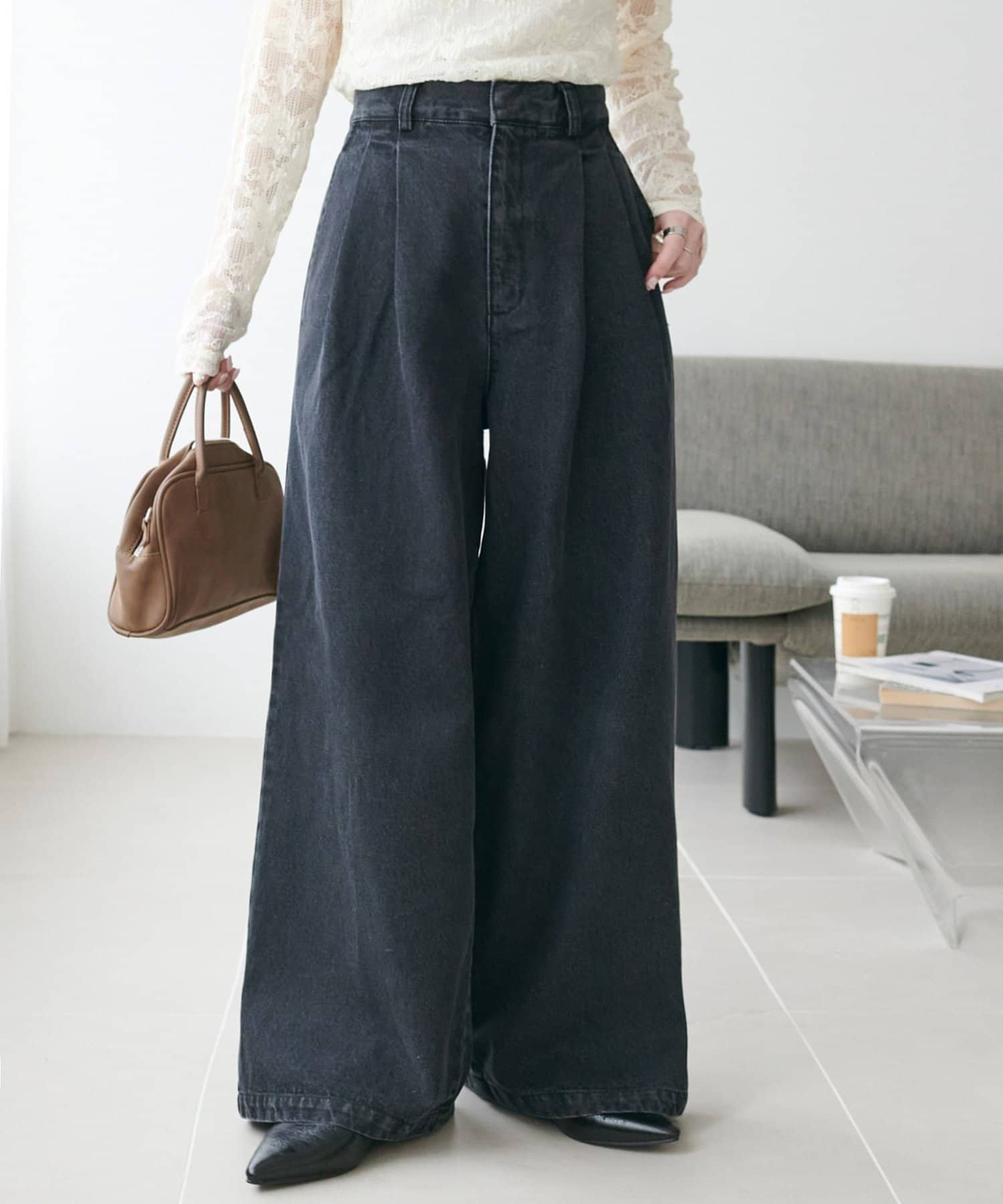 DISCOAT(ディスコート) 【SS先行予約】ライトデニムタックワイドパンツ