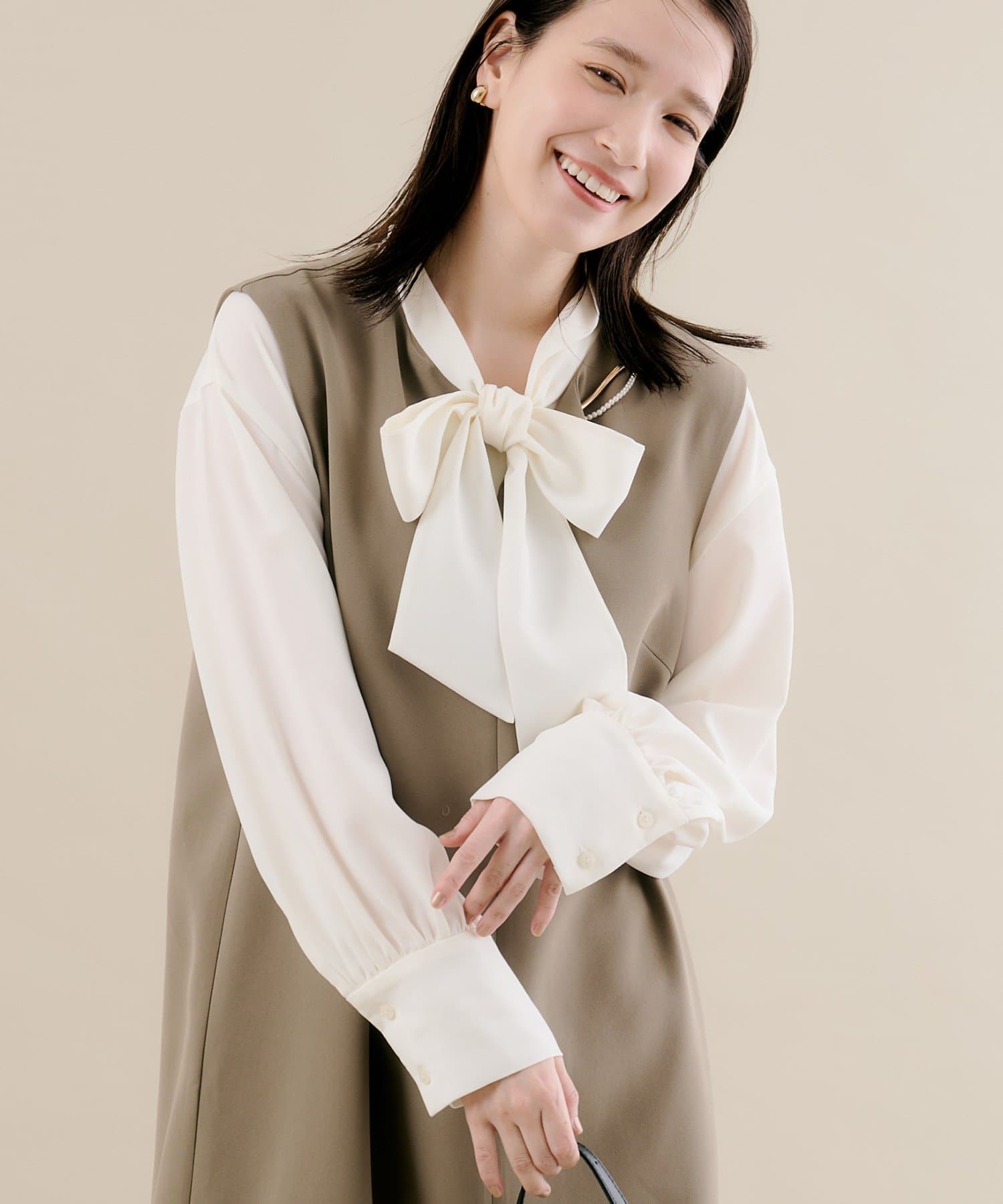 DISCOAT(ディスコート) 1/15(木)12:00~販売スタート【@yuyukekelife監修/セレモニー】ボウタイシフォンブラウス