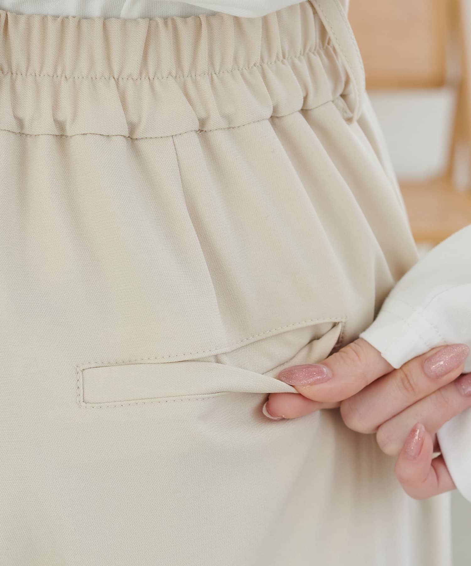 DISCOAT(ディスコート) とろみ2タックワイドパンツ《WEB限定カラーあり》