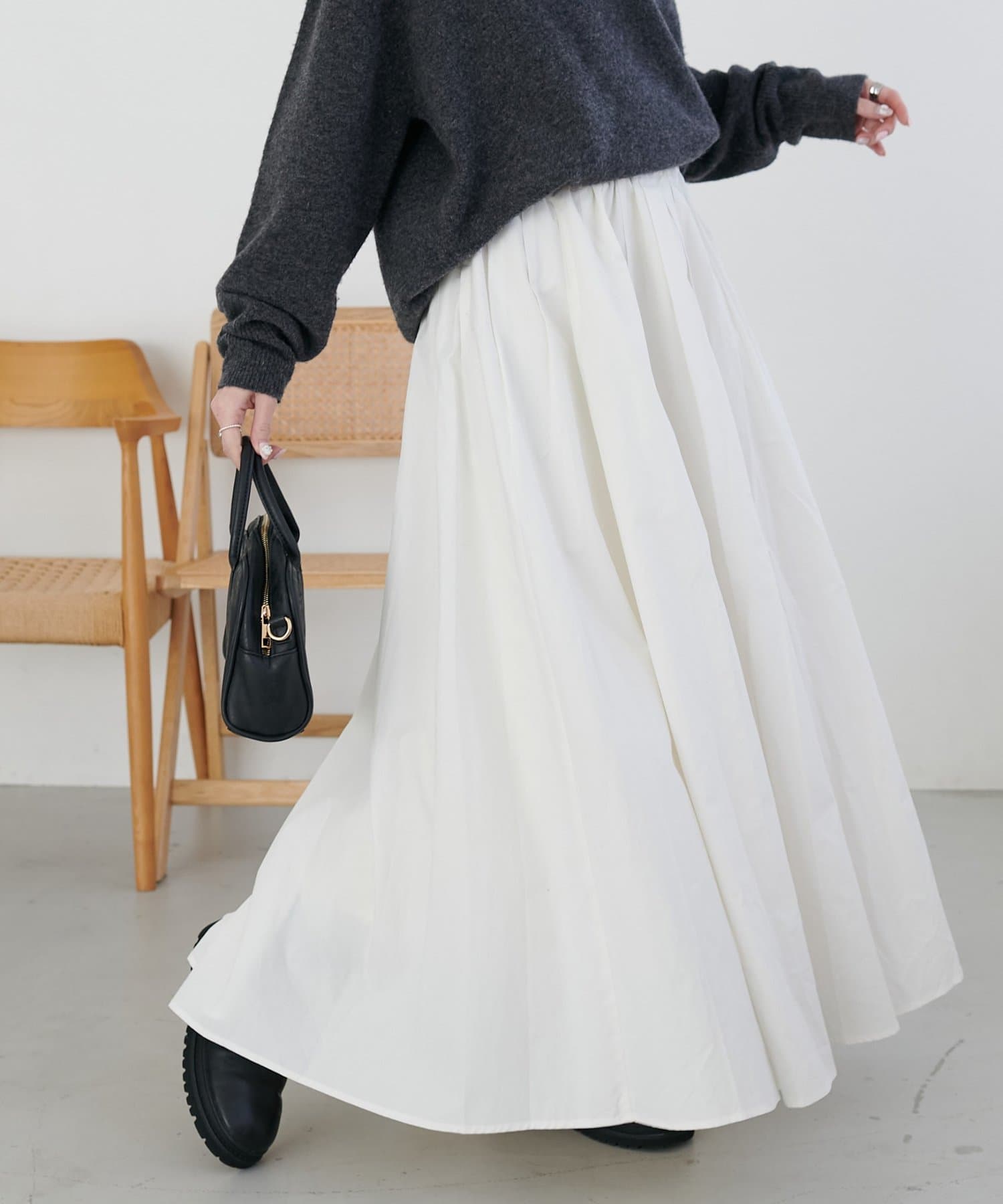 DISCOAT(ディスコート) 【1/17(土)19：00~ 予約開始/SS先行予約】タックギャザーフレアスカート