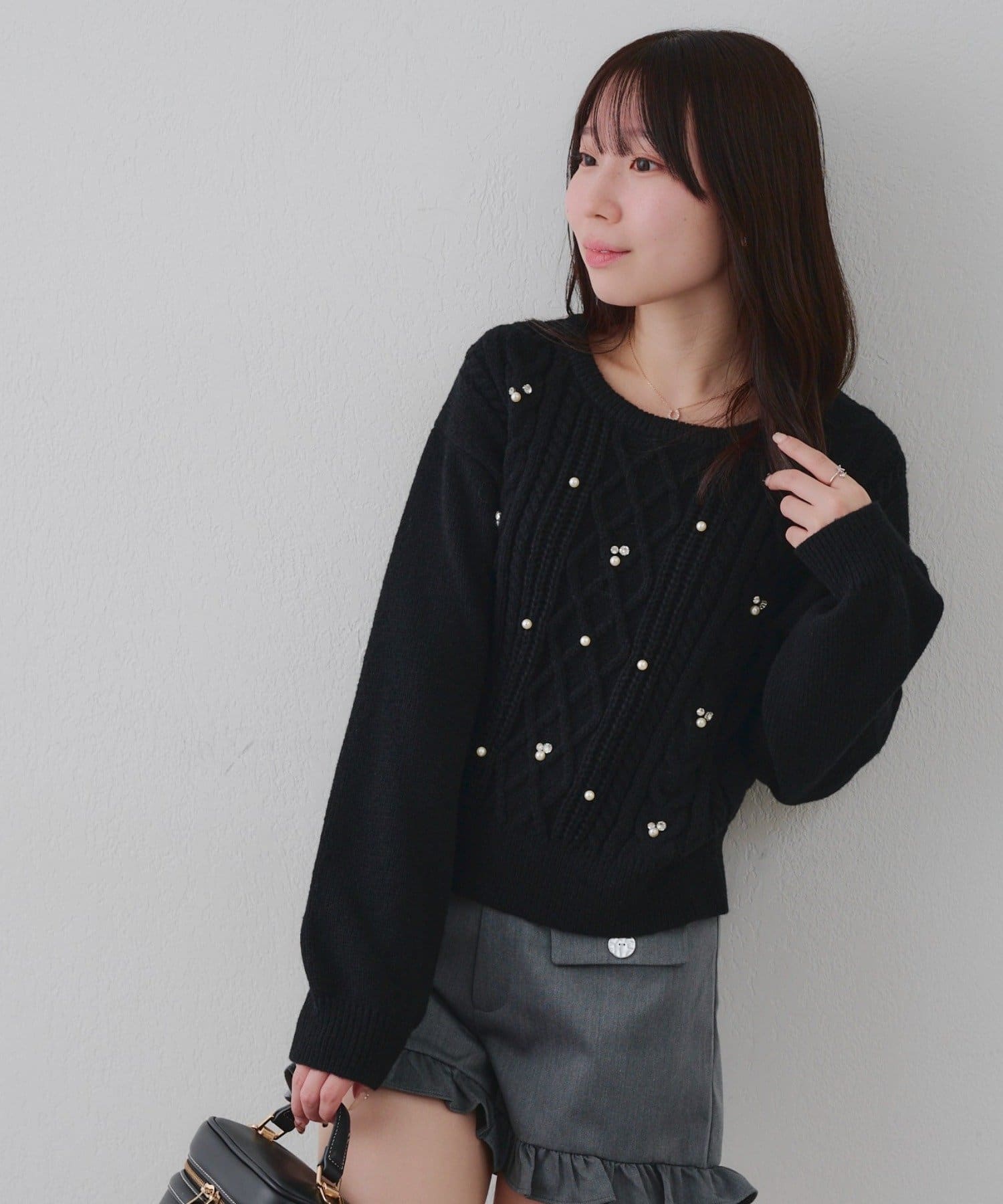 NICE CLAUP / OLIVE des OLIVE OUTLET(ナイスクラップ  / オリーブ デ オリーブ アウトレット) 【RMAF】パール付きケーブルニットプルオーバー