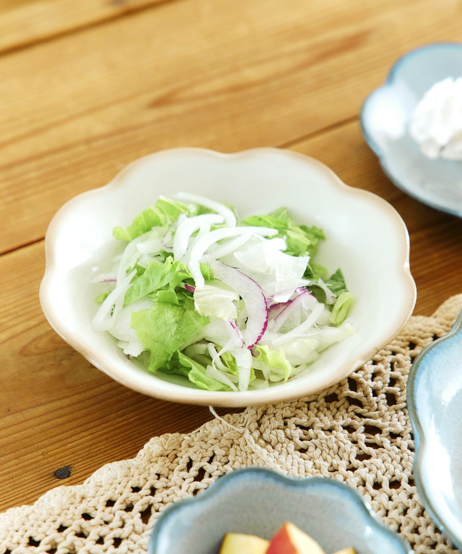 salut!(サリュ) フラワーボウル：16.5cm