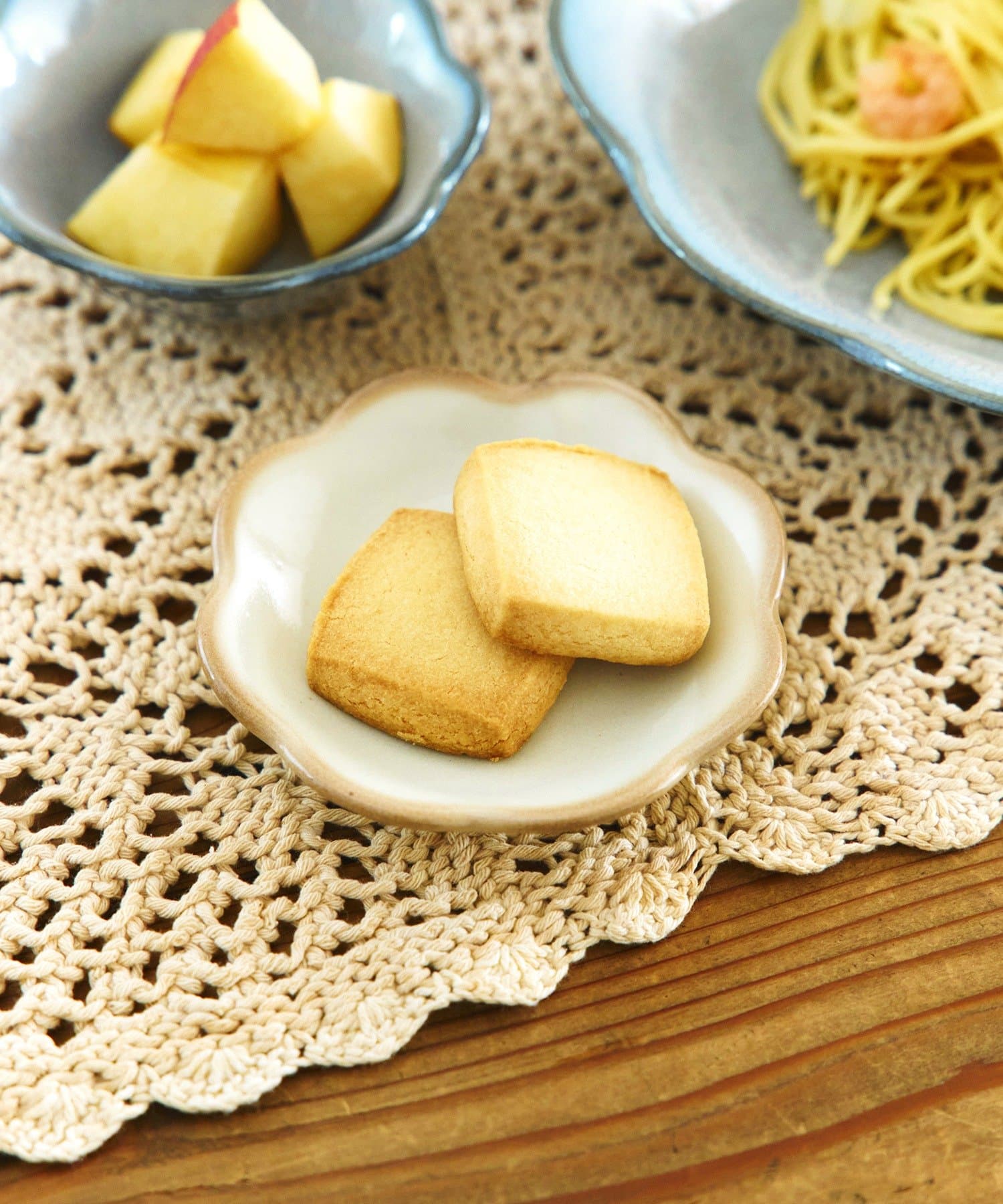 salut!(サリュ) フラワーミニプレート：10cm