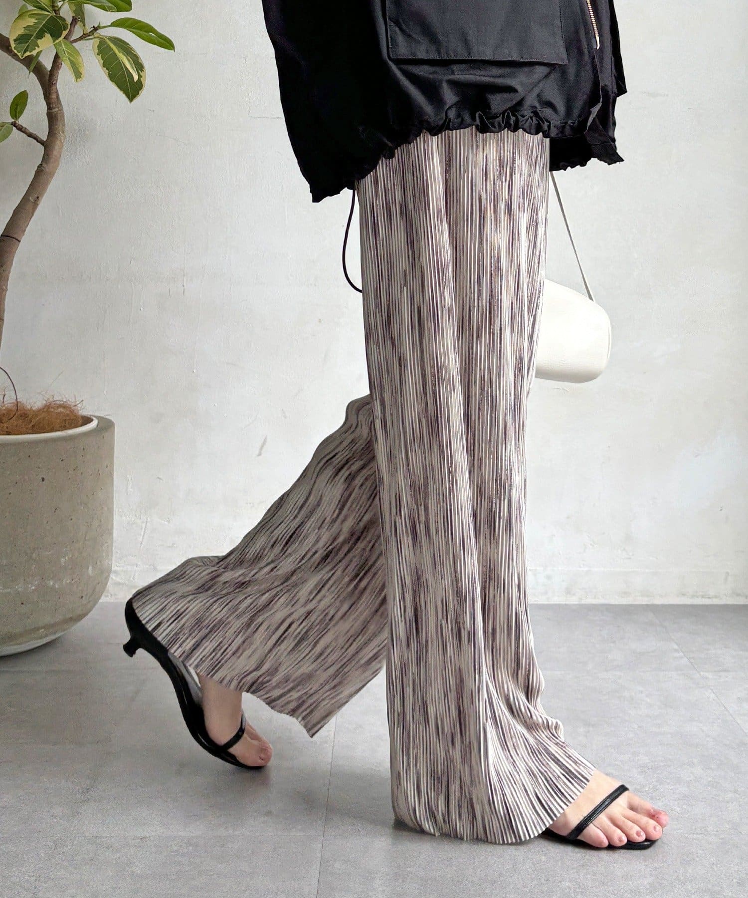 DOUDOU(ドゥドゥ) 【WEB限定】アコーディオン楊柳イージーパンツ