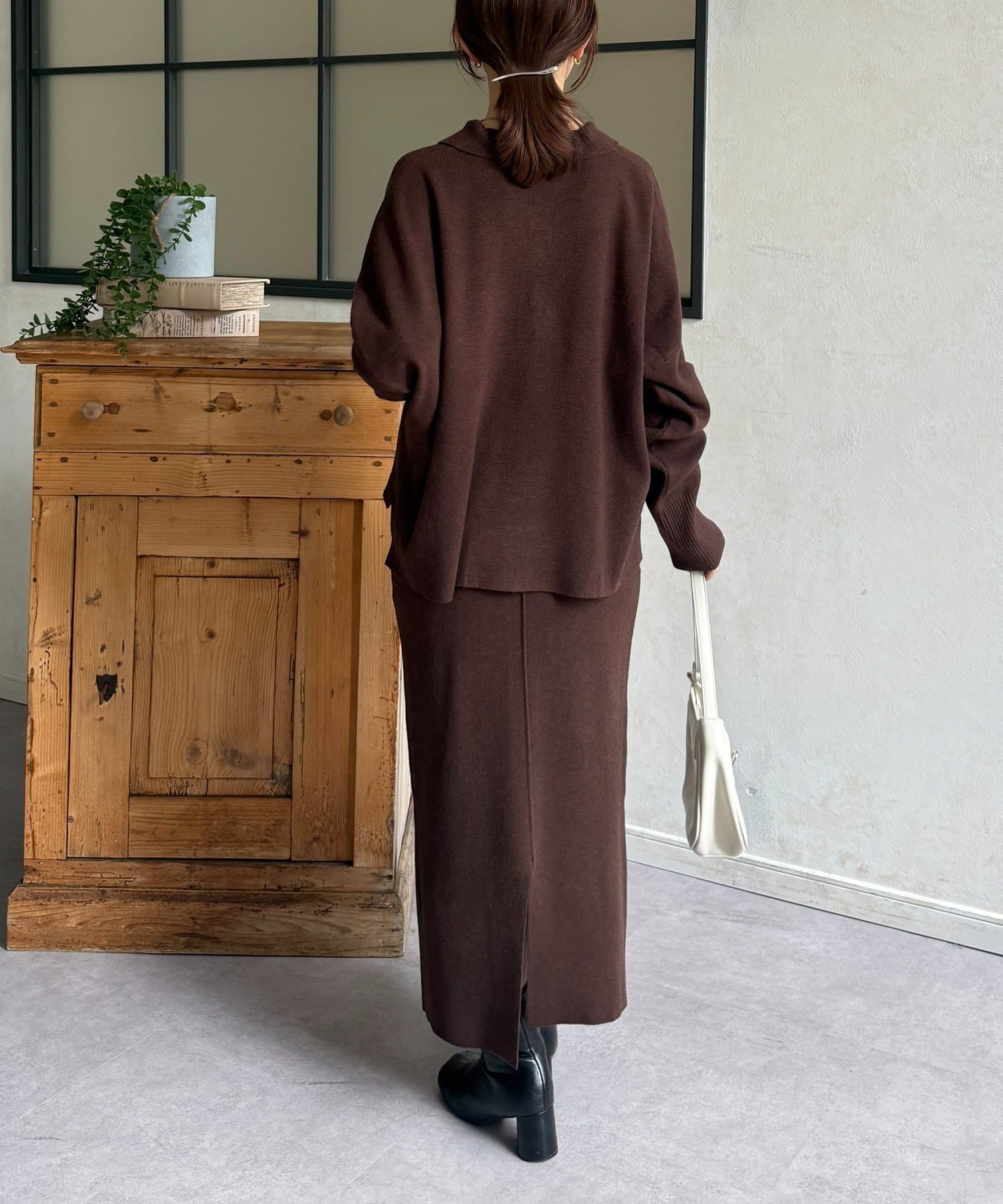 Thevon.(ゼヴォン) 襟付きニットスカート/セットアップ