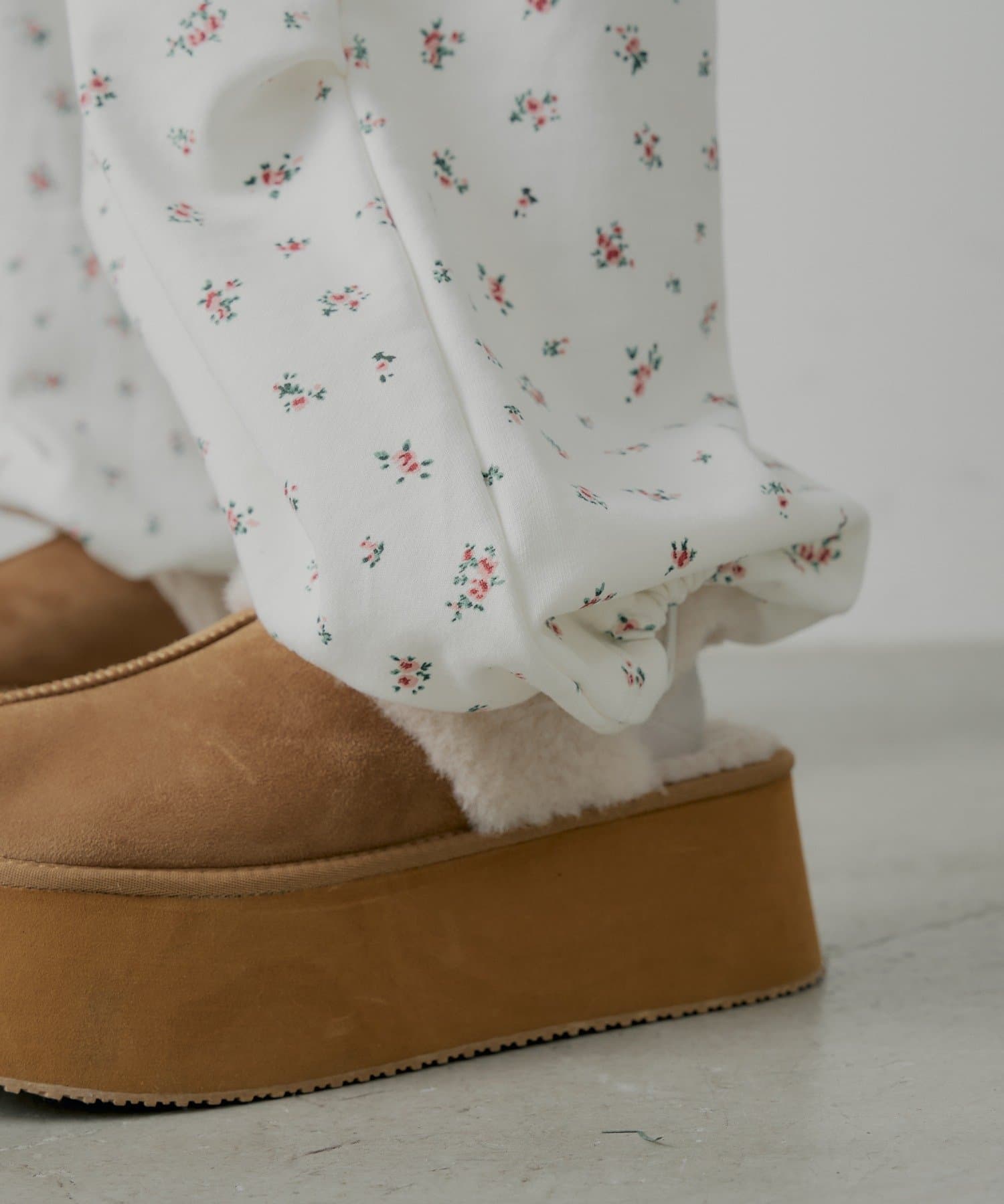 Chico(チコ) ワイドカーゴパンツ