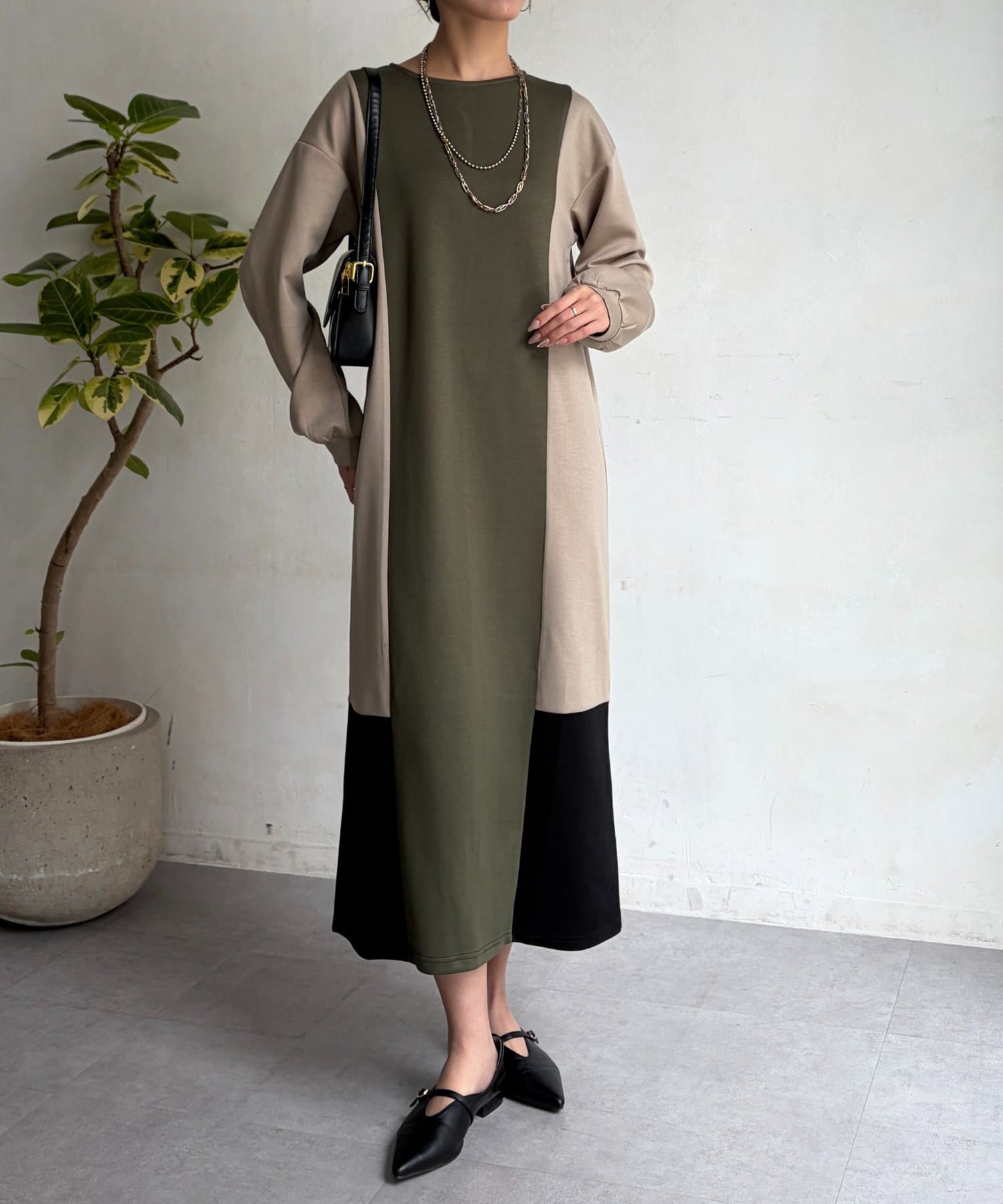 Chez toi(シェトワ) ダンボールニット配色切替ワンピース