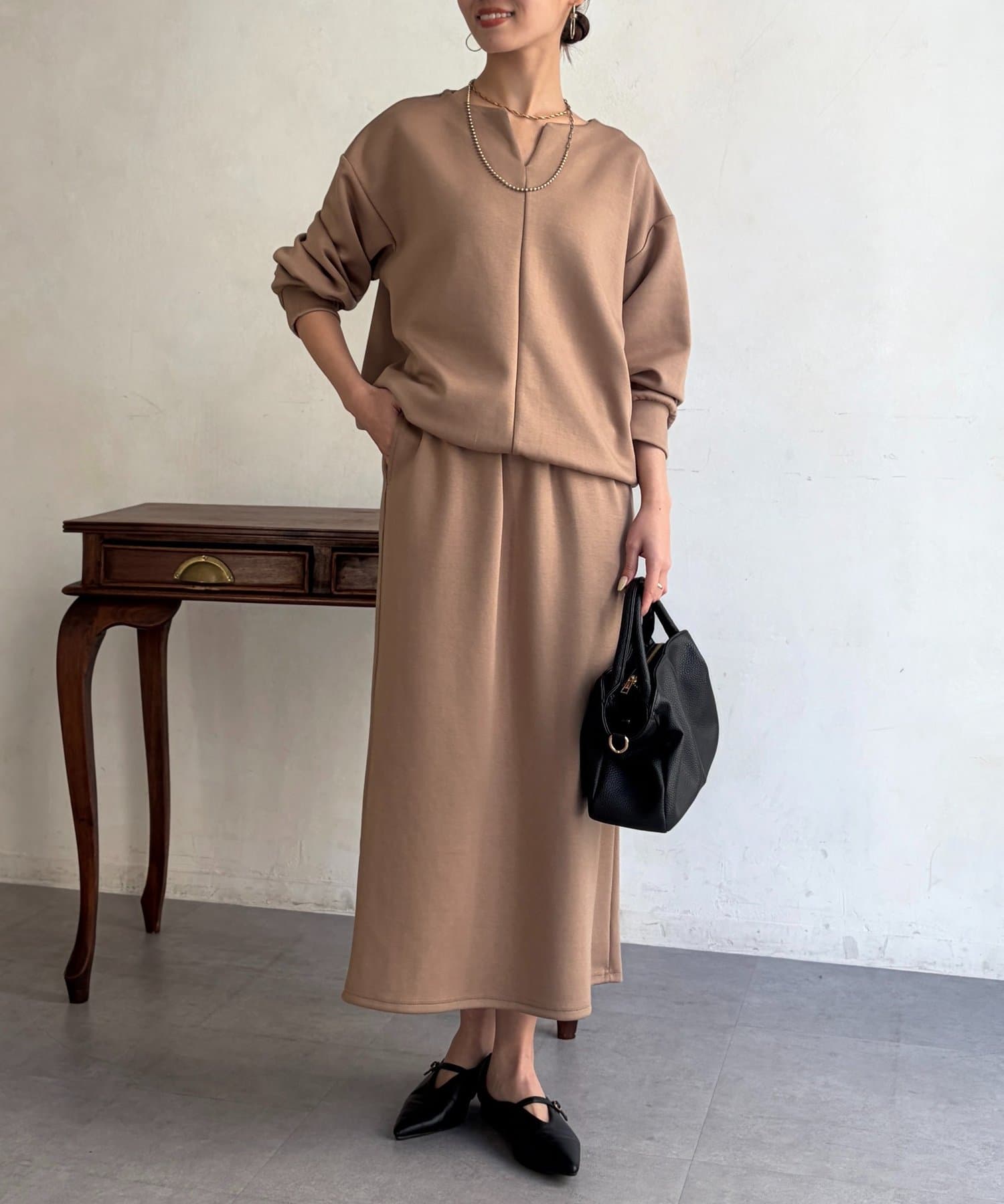 Chez toi(シェトワ) スキッパーボンディングプルオーバー×ナロースカート