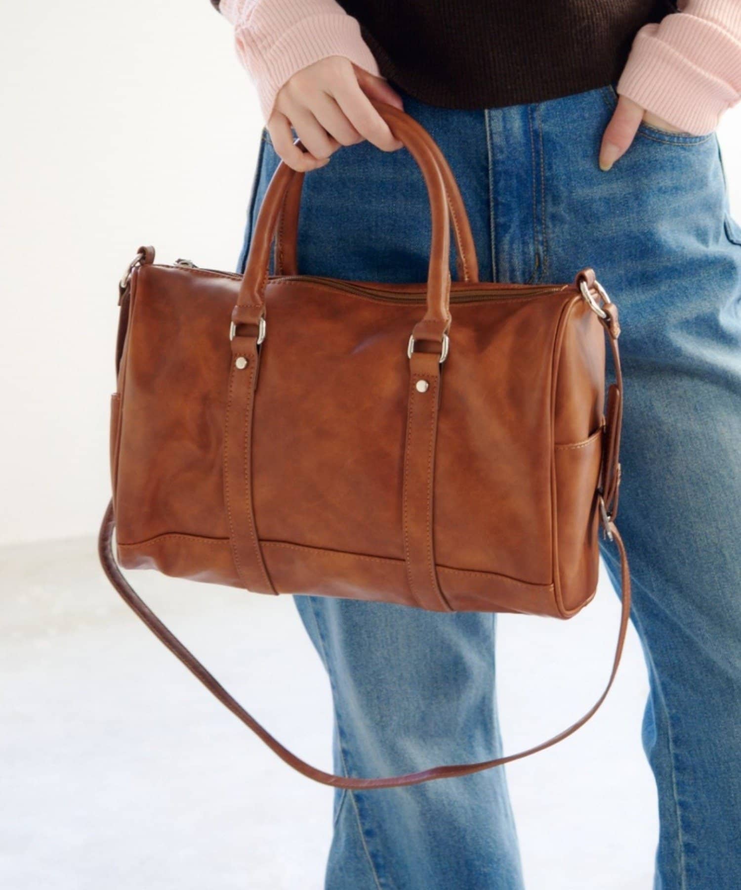 Kastane(カスタネ) 【500mlペットボトル収納可】スタッズボストンバッグ