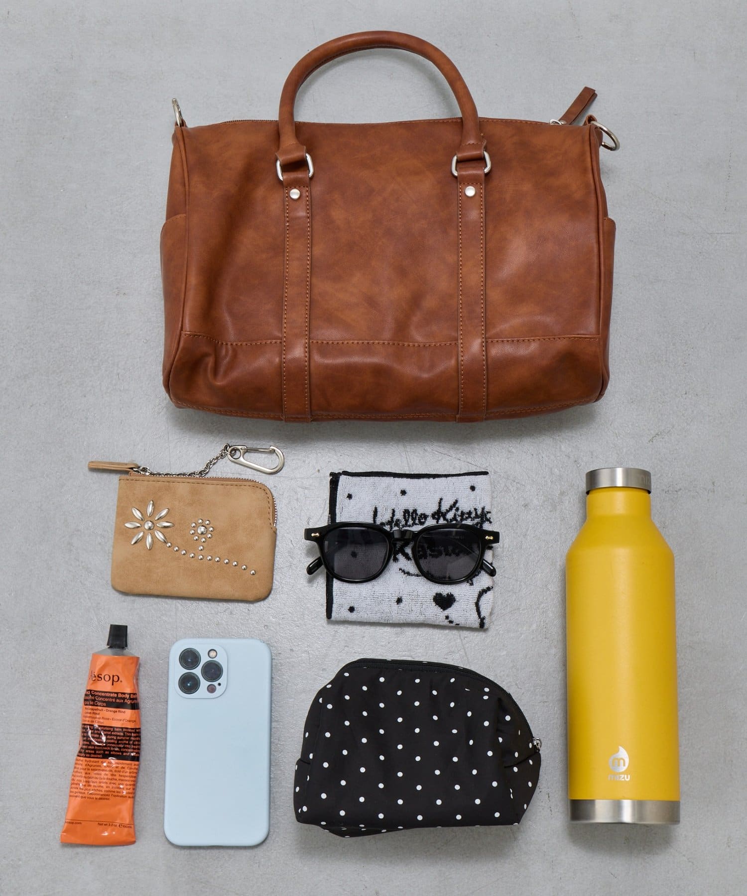 Kastane(カスタネ) 【500mlペットボトル収納可】スタッズボストンバッグ