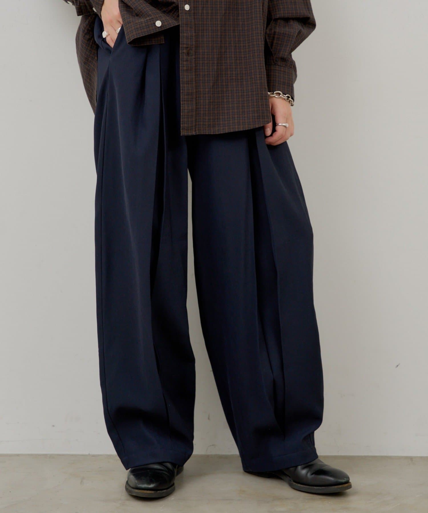 Kastane(カスタネ) 【WHIMSIC/2サイズ展開】ボックスプリーツスラックス