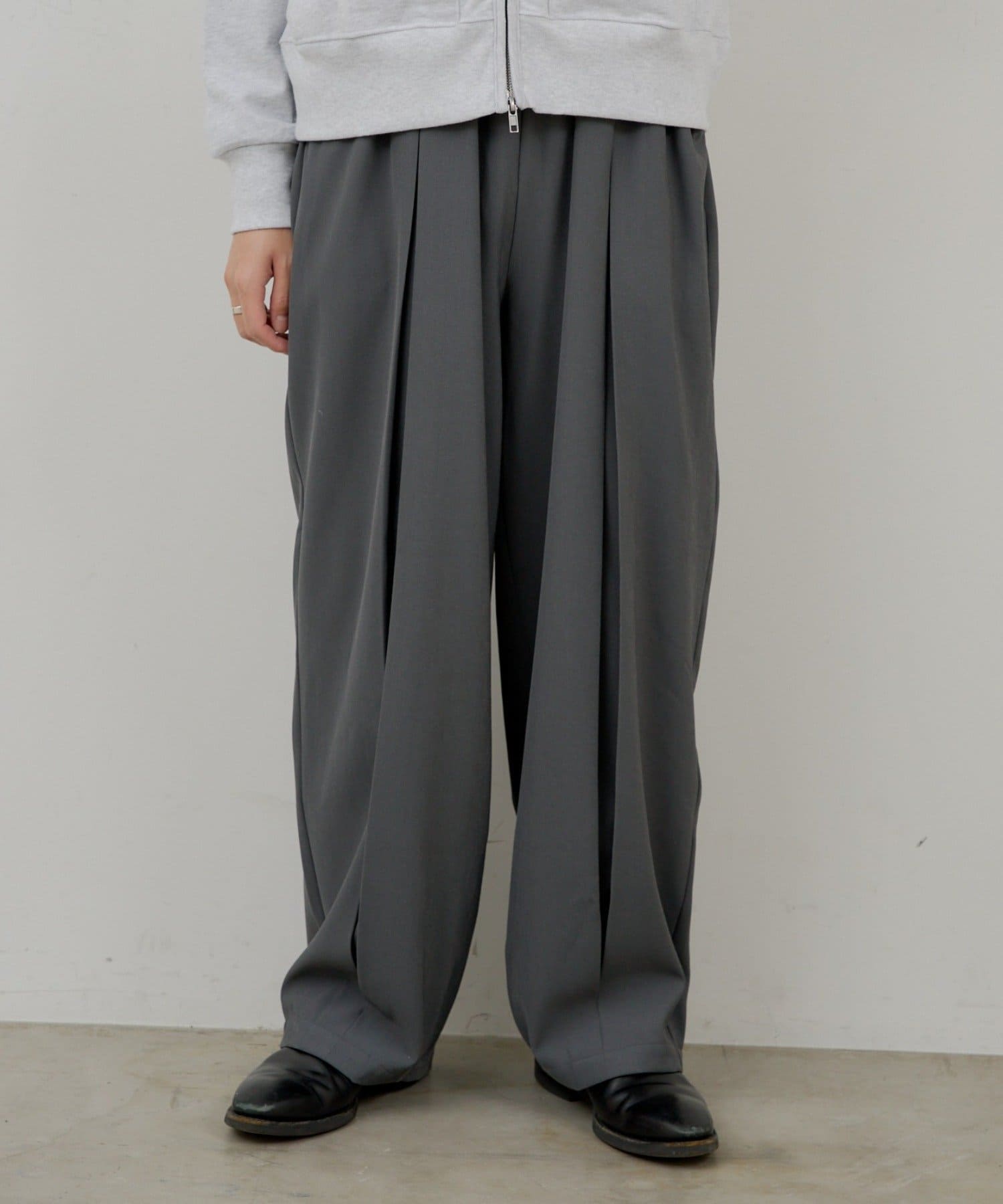 Kastane(カスタネ) 【WHIMSIC/2サイズ展開】ボックスプリーツスラックス