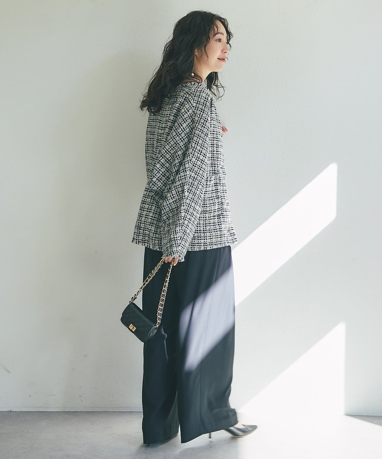 La boutique BonBon(ラブティックボンボン) 【ゆるっと着れる】ツィード金ボタンジャケット