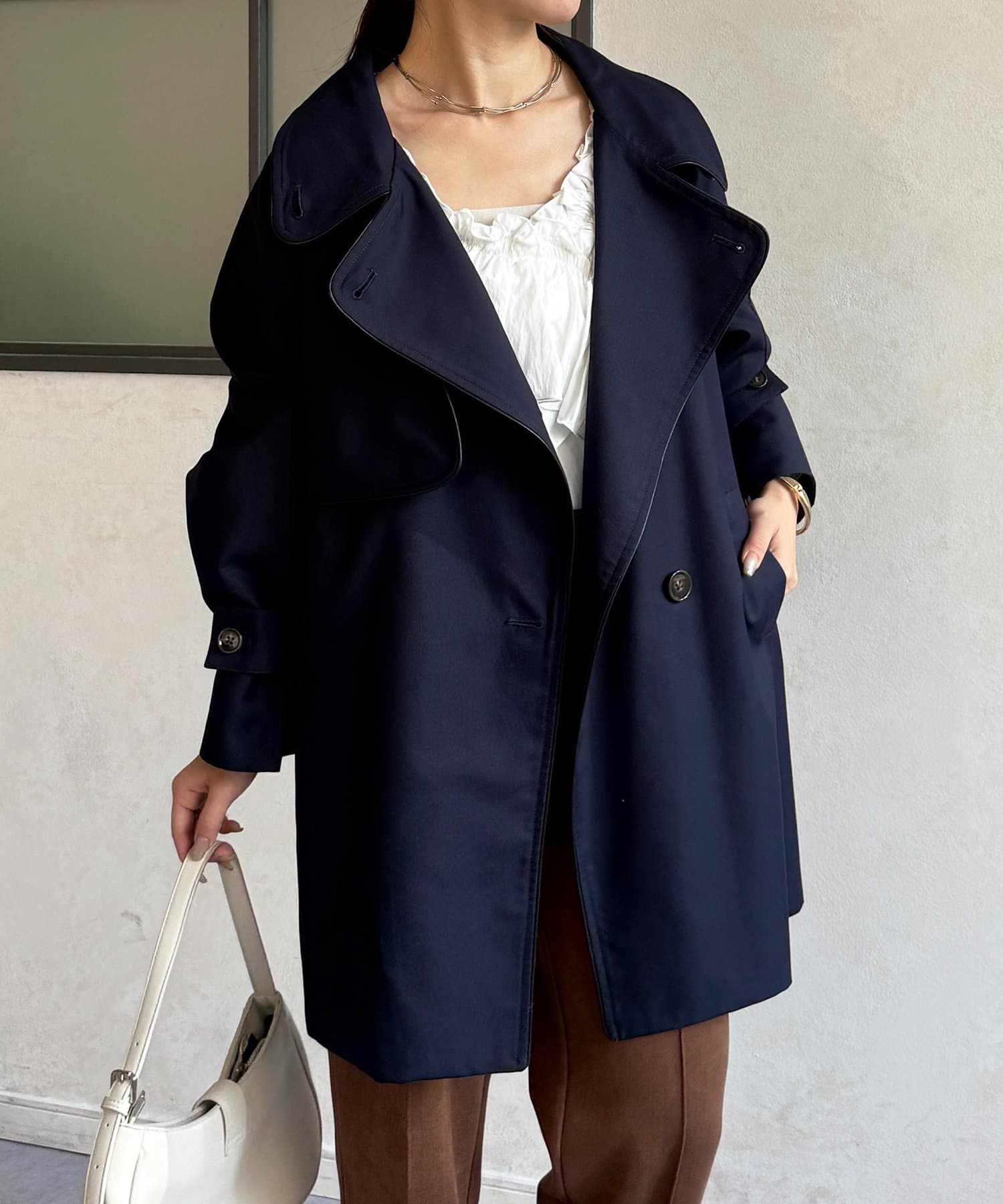 Thevon.(ゼヴォン) パイピングミドルトレンチコート