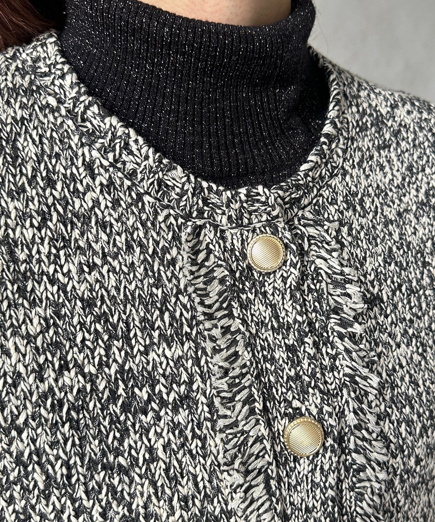 Thevon.(ゼヴォン) ツイード風金ボタンベスト