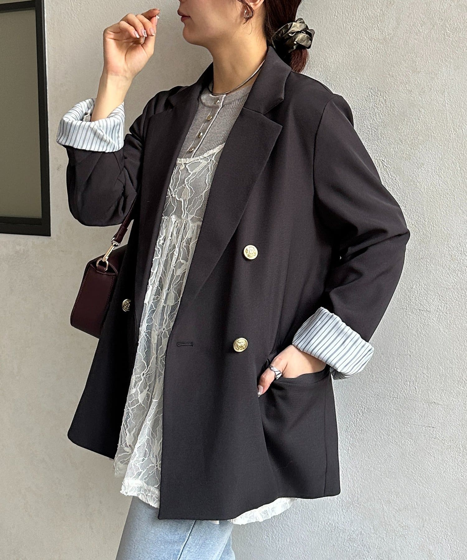 Thevon.(ゼヴォン) ゴールドボタンテーラードジャケット