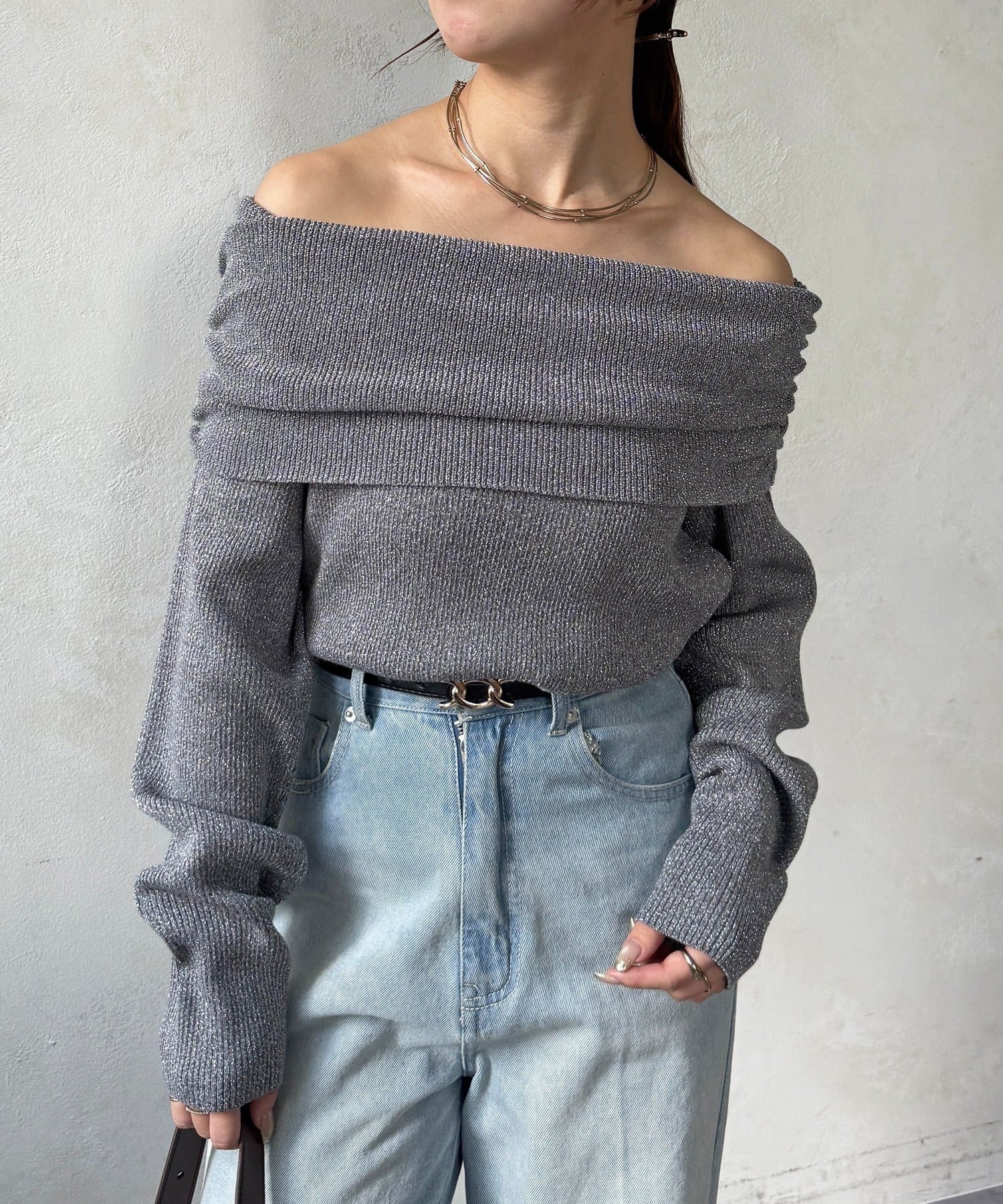 Thevon.(ゼヴォン) ラメオフショルニット