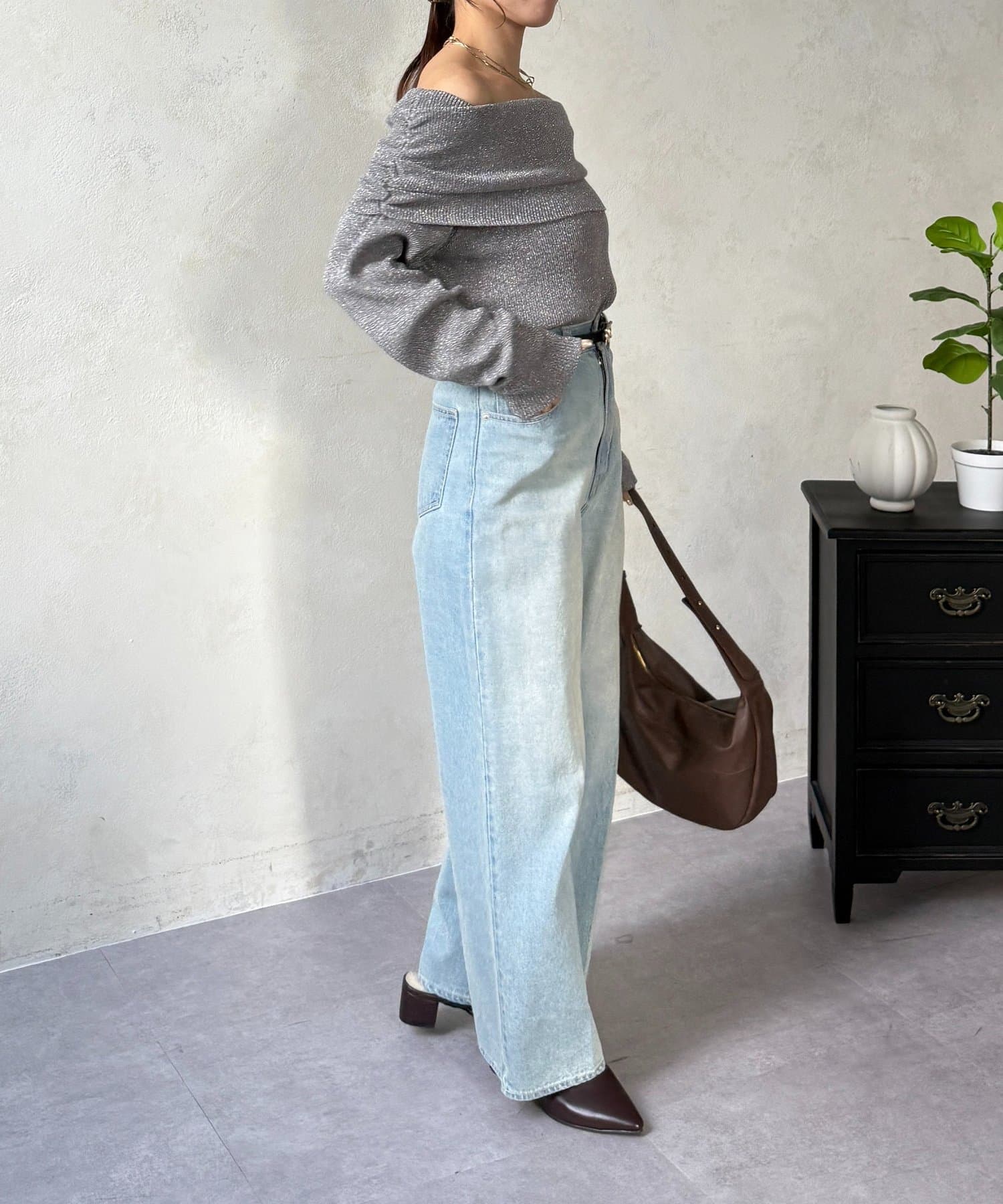 Thevon.(ゼヴォン) ラメオフショルニット