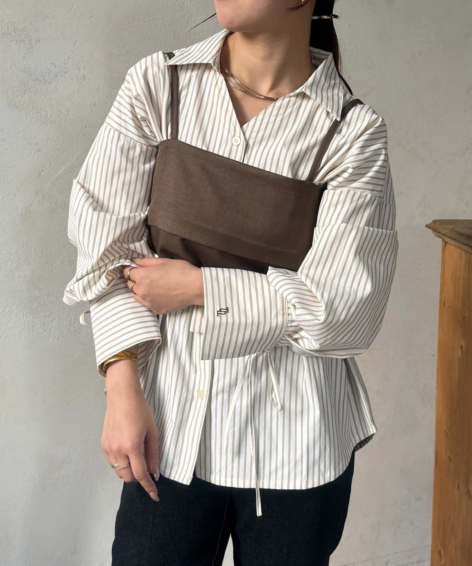 Thevon.(ゼヴォン) ビスチェ×袖リボンシャツ