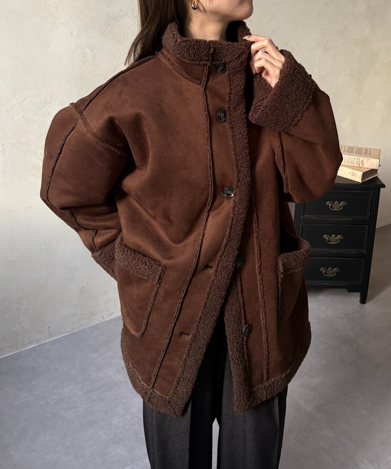 Thevon.(ゼヴォン) Fムートンミドルブルゾン