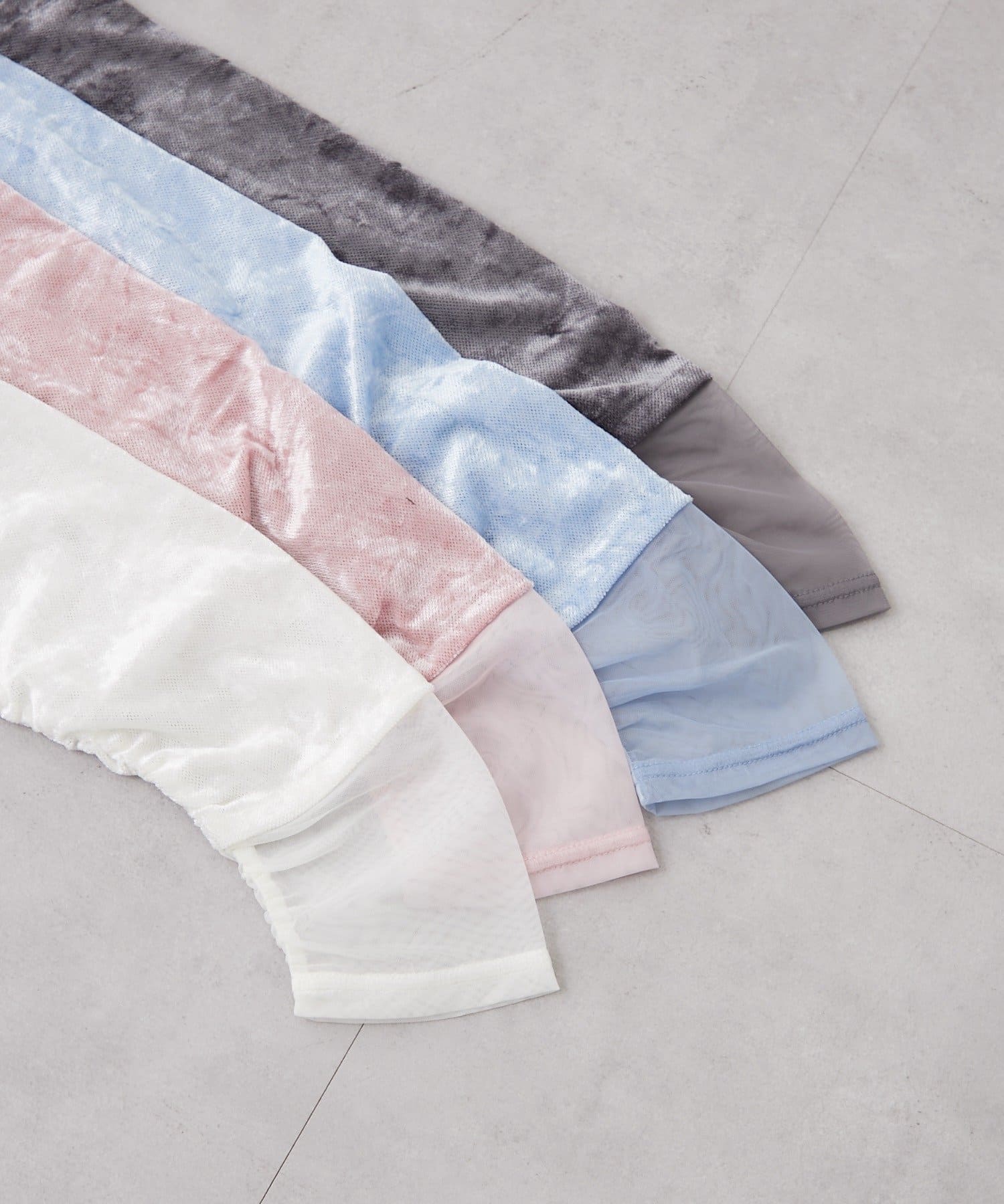 w closet(ダブルクローゼット) 袖チュールベロアロンT