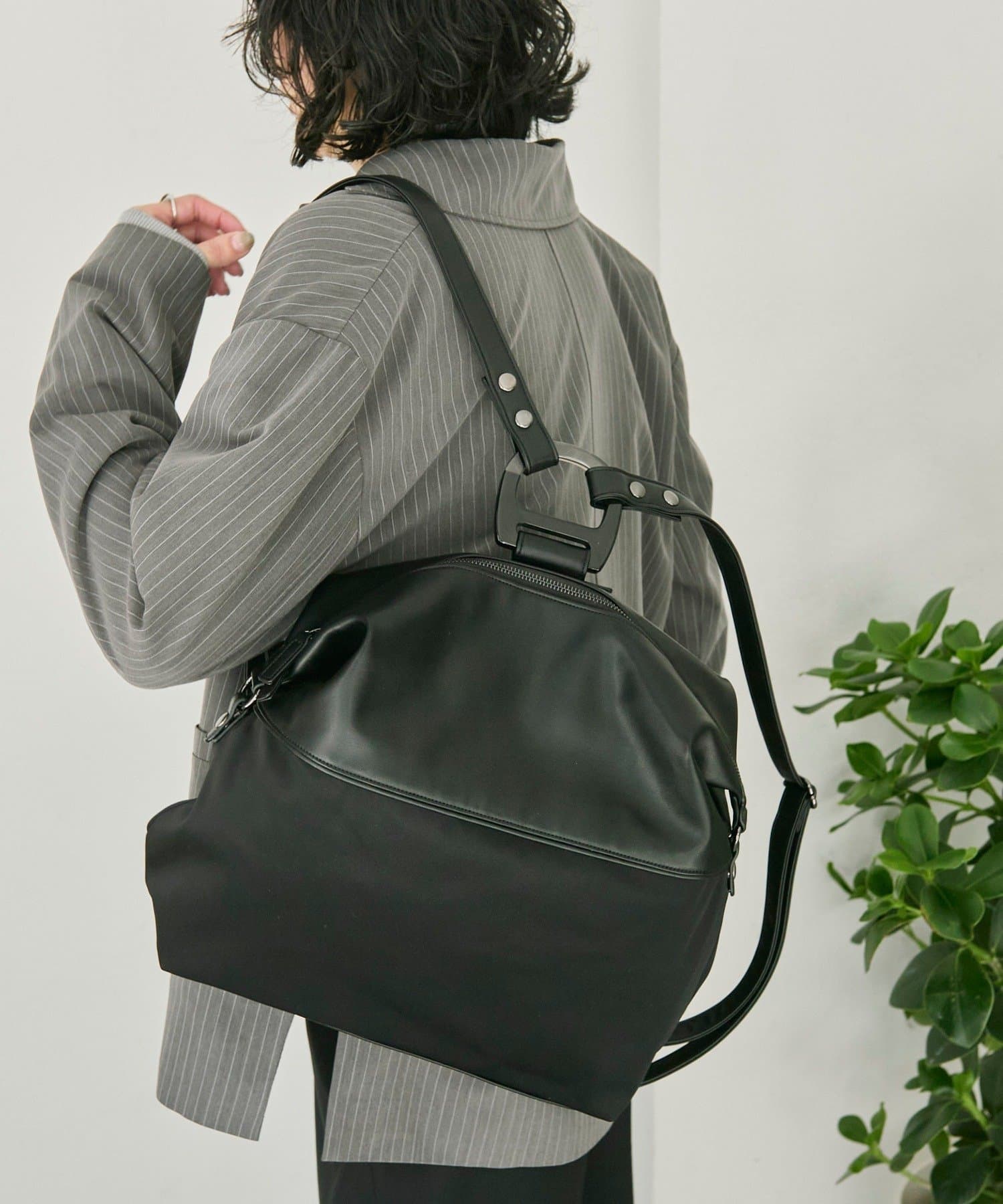 ear PAPILLONNER(イア パピヨネ) ホースシュー3WAYリュック《撥水》