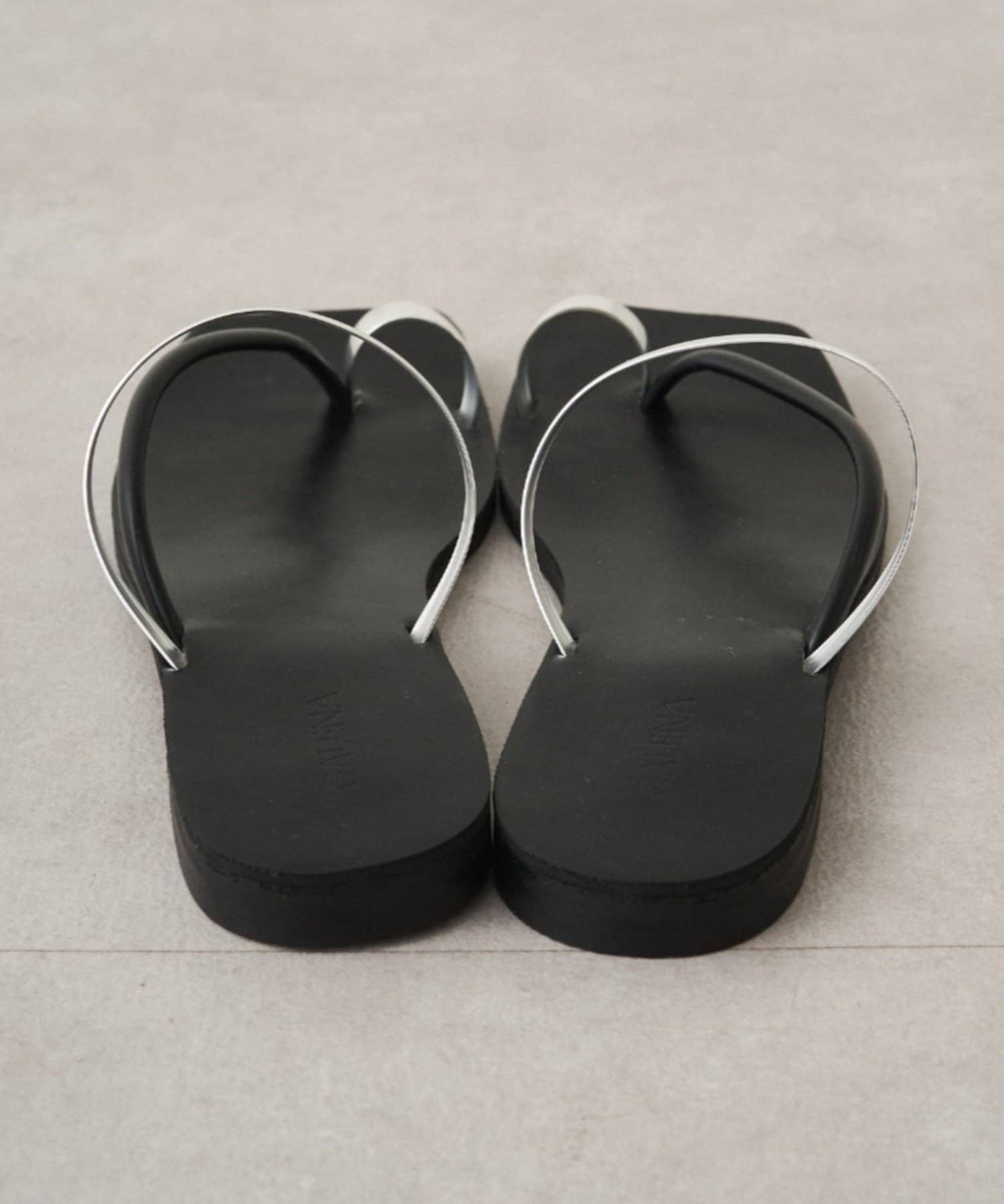 LOUNGEDRESS(ラウンジドレス) 【GALENA/ガレナ】メタルラインフラットサンダル